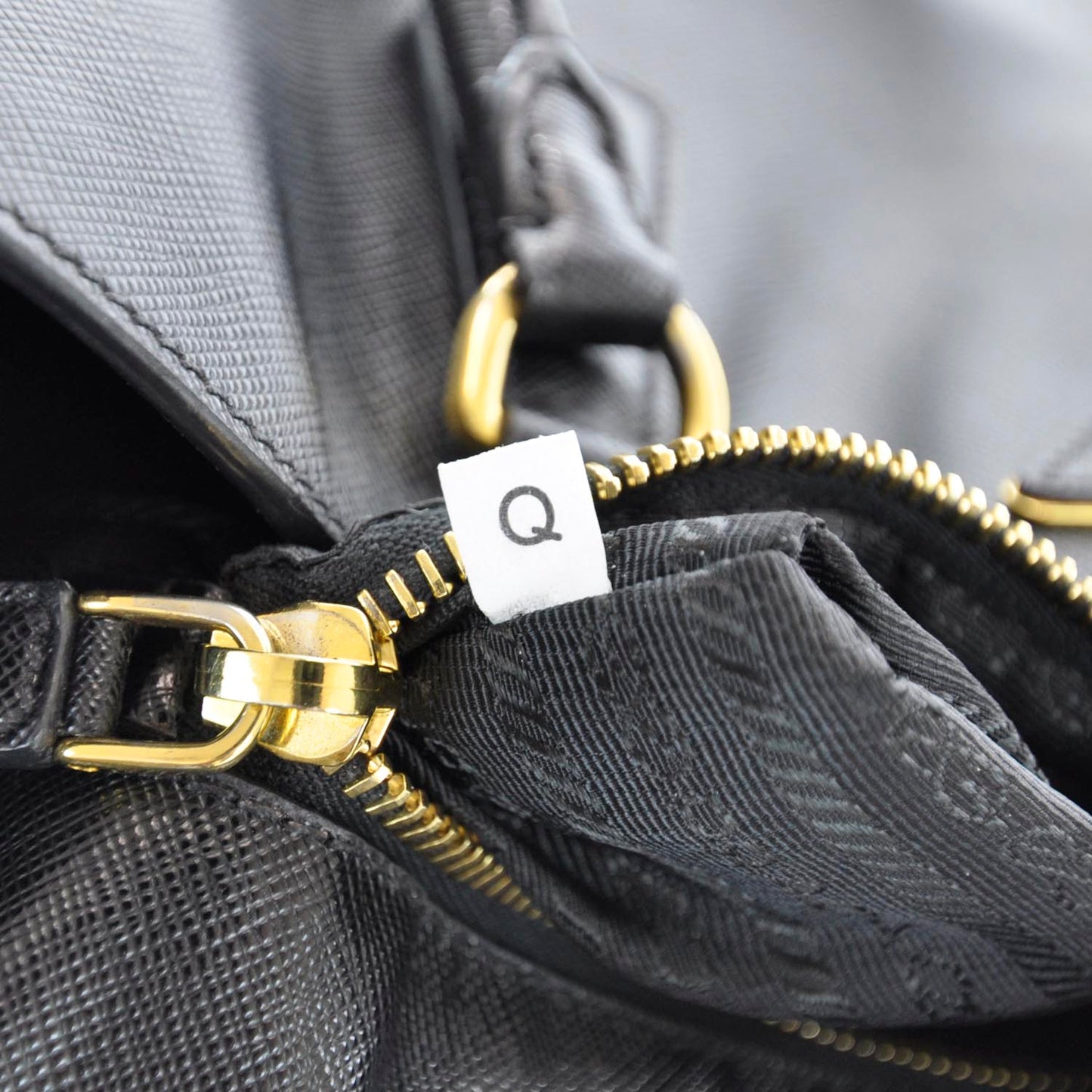 Saffiano Lux Tote Nero Black
