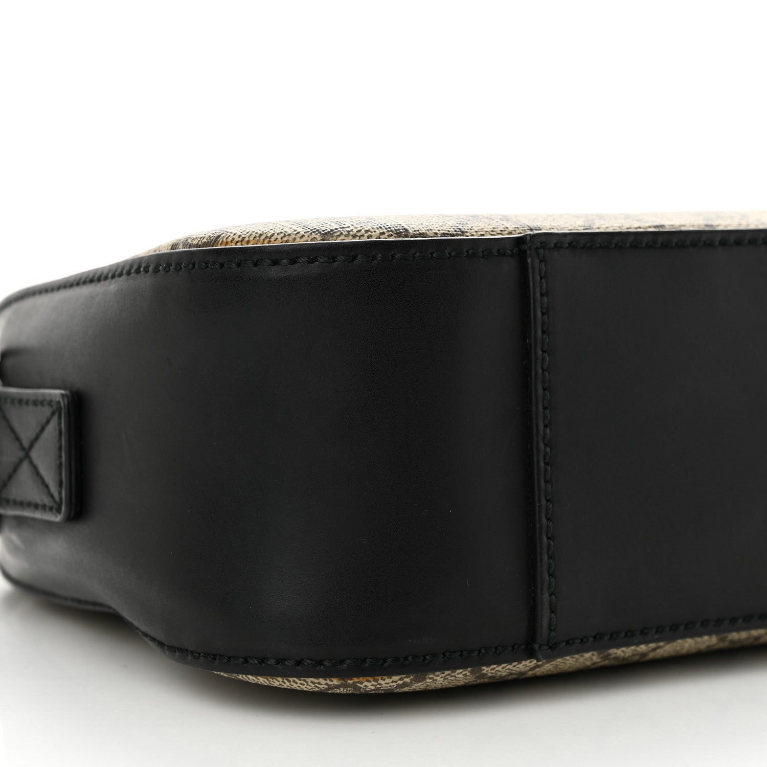 Gucci GG Supreme Monogram Camera Bag Beige Black 9 of 11