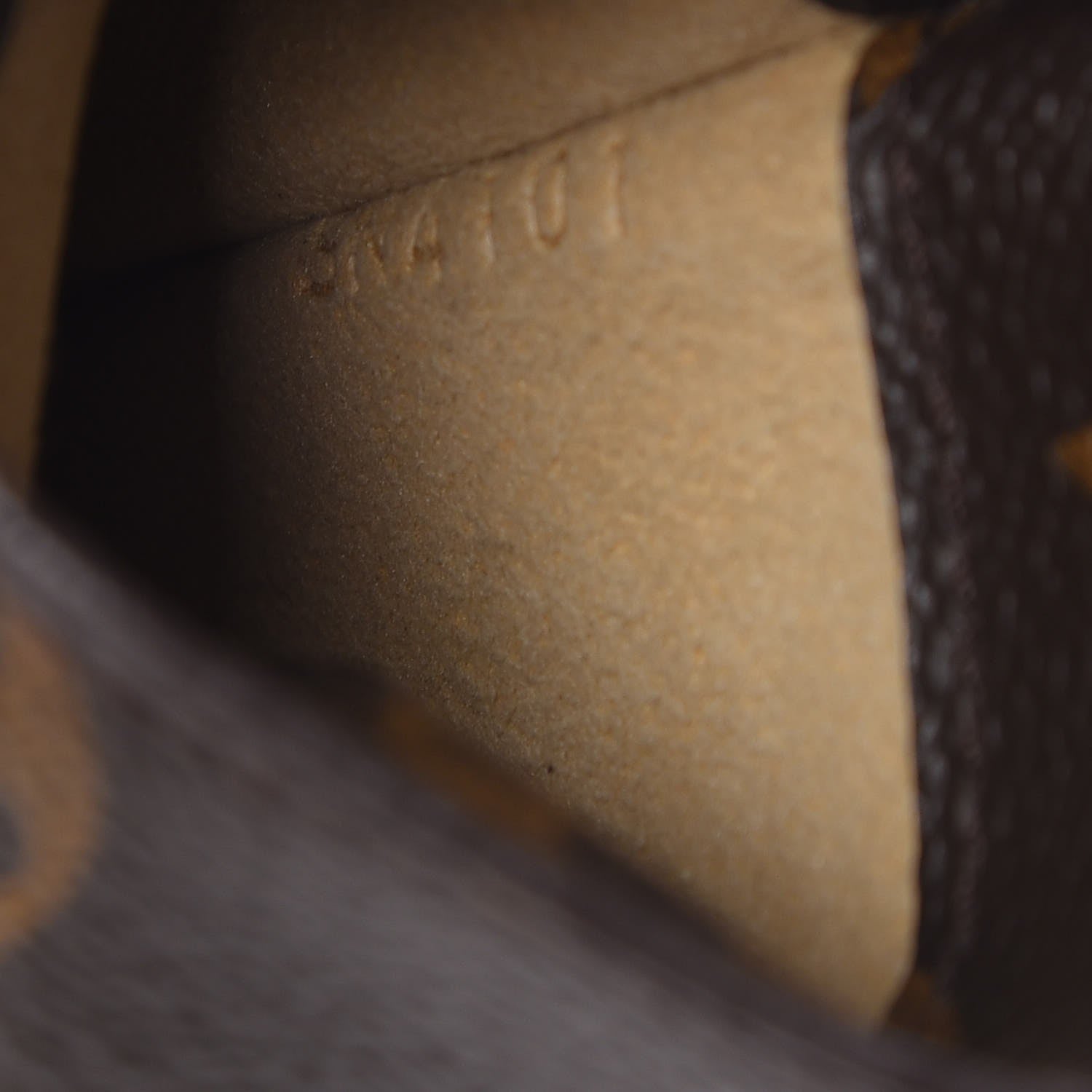 Louis Vuitton Monogram Sunglasses Case MM 7 of 8
