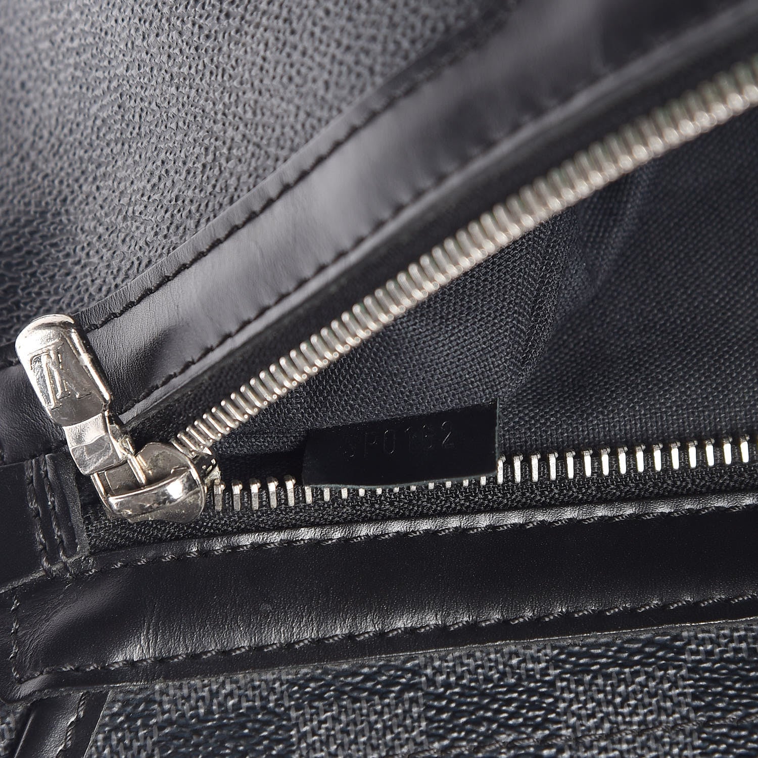 Louis Vuitton Damier Graphite Daniel MM 7 of 11