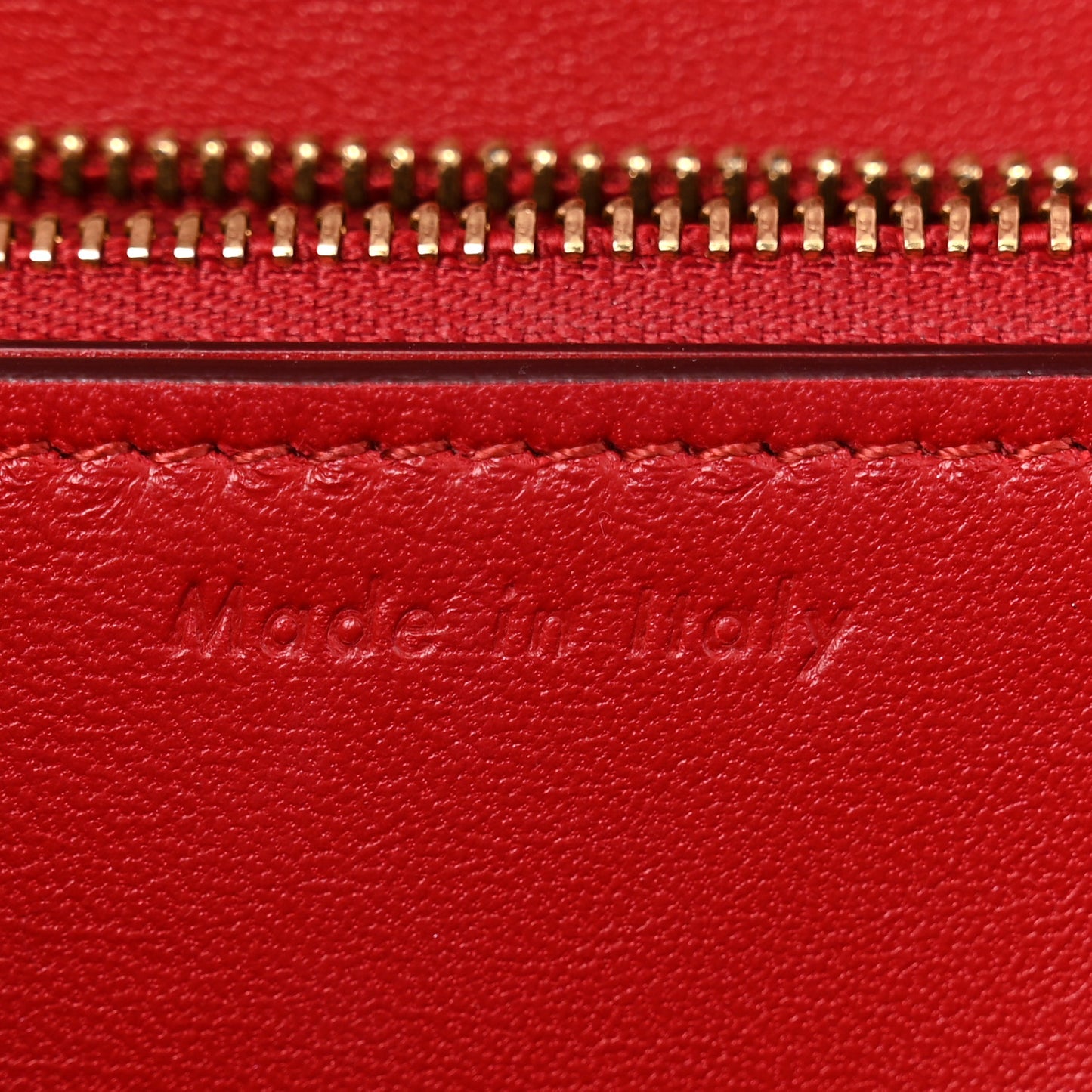 Box Calfskin Medium Classic Box Flap Bag Red