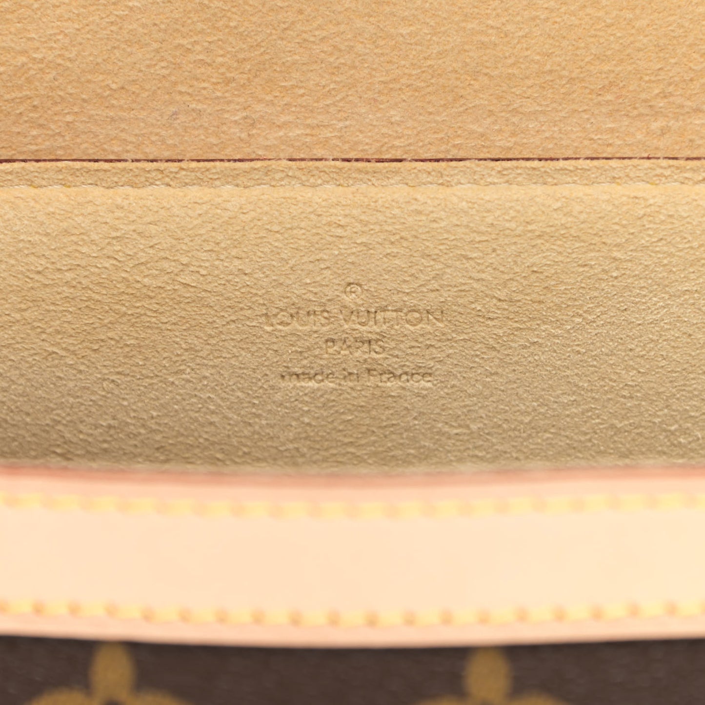 Monogram Beverly MM