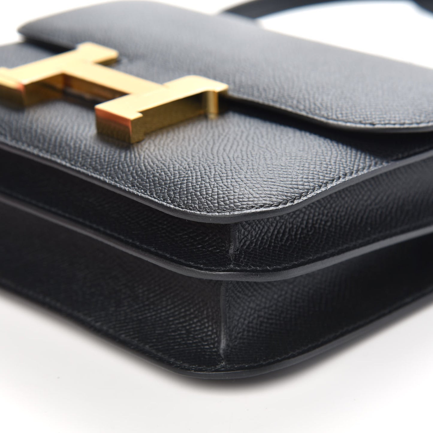 Epsom Constance 18 Black