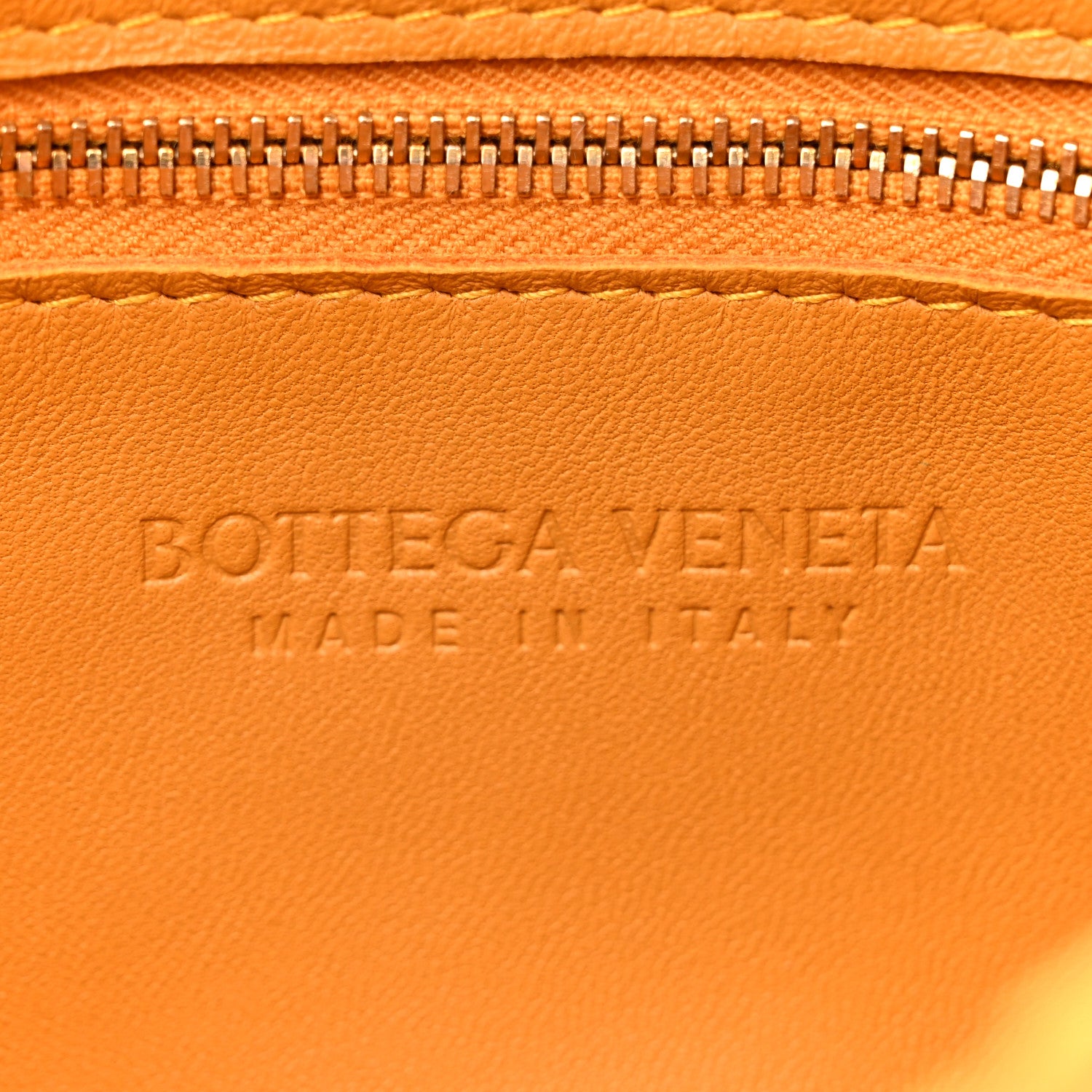 Bottega Veneta Lambskin Maxi Intrecciato Cassette Crossbody Bag Cob 6 of 9