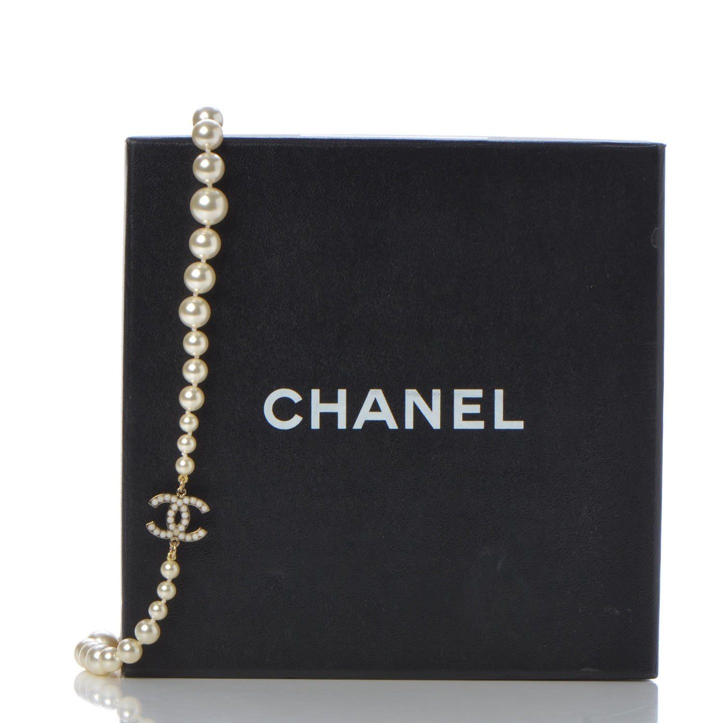 Graduated Pearl Long CC Necklace Gold
