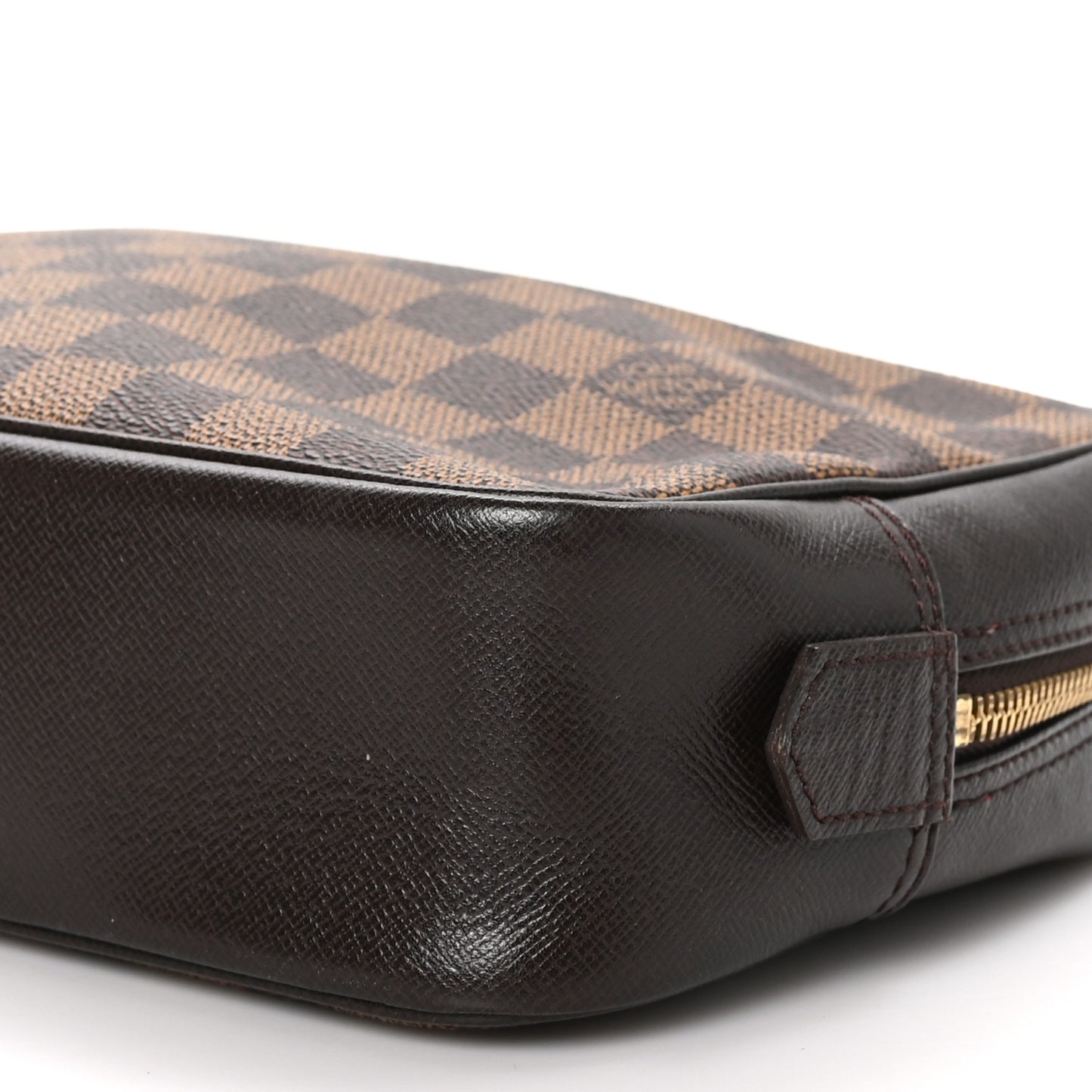 Damier Ebene Trousse Toilette 28