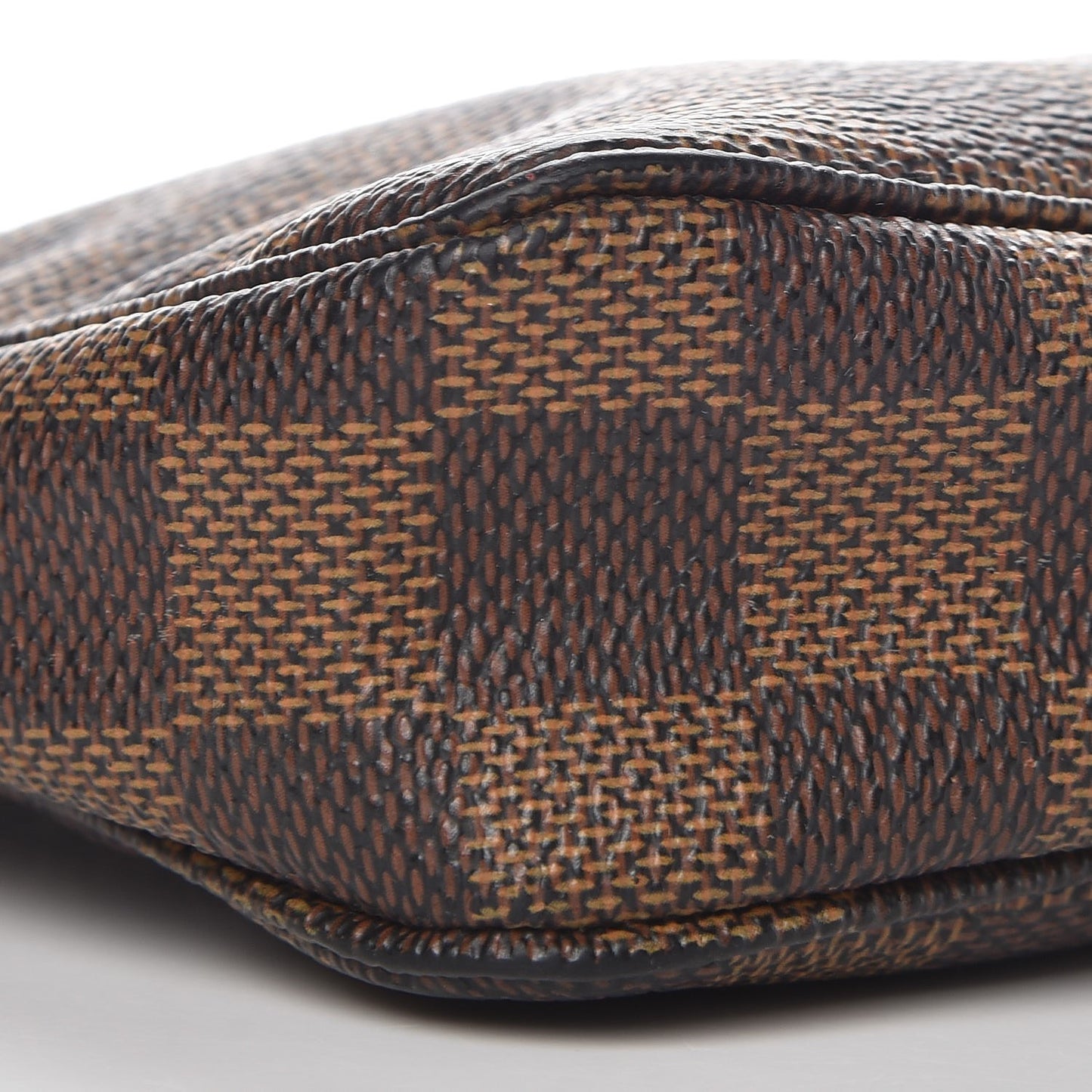Damier Ebene Pochette Accessories