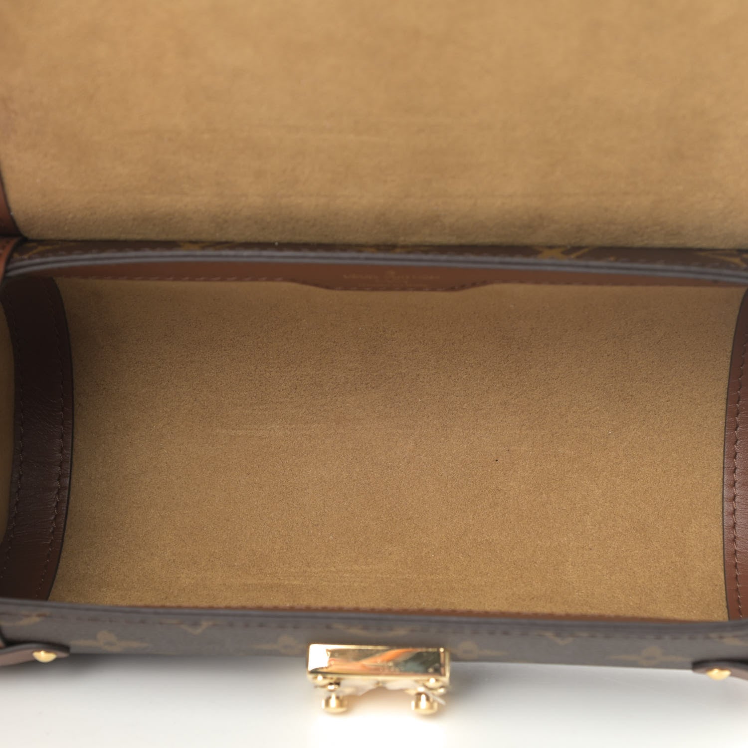Louis Vuitton Monogram Papillon Trunk 4 of 4