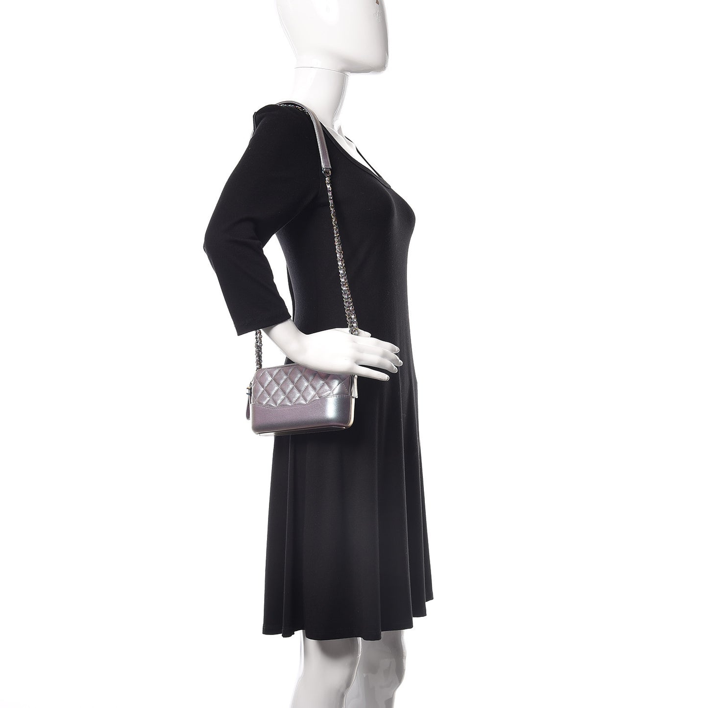 Iridescent Lambskin Calfskin Quilted Small Gabrielle Clutch With Chain Light Purple