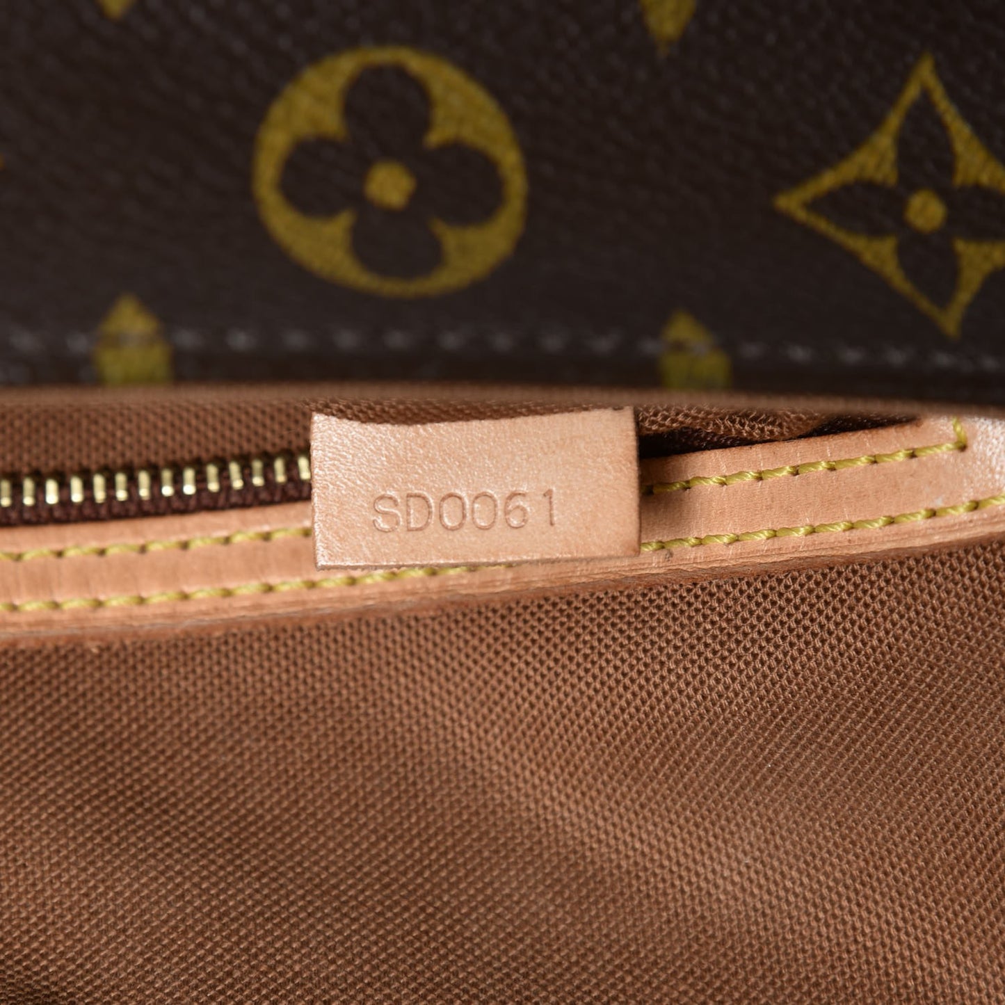Monogram Mini Looping