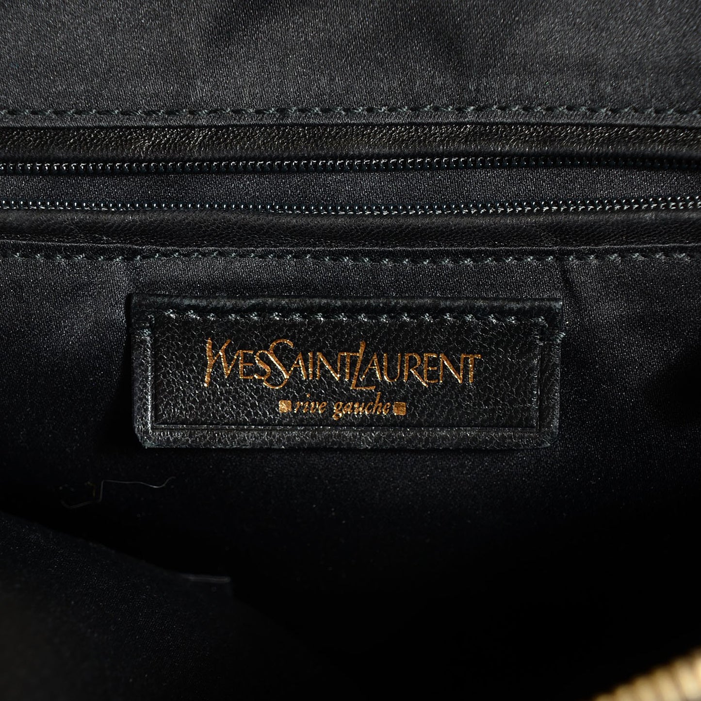 Patent Crocodile Embossed Large Muse Black