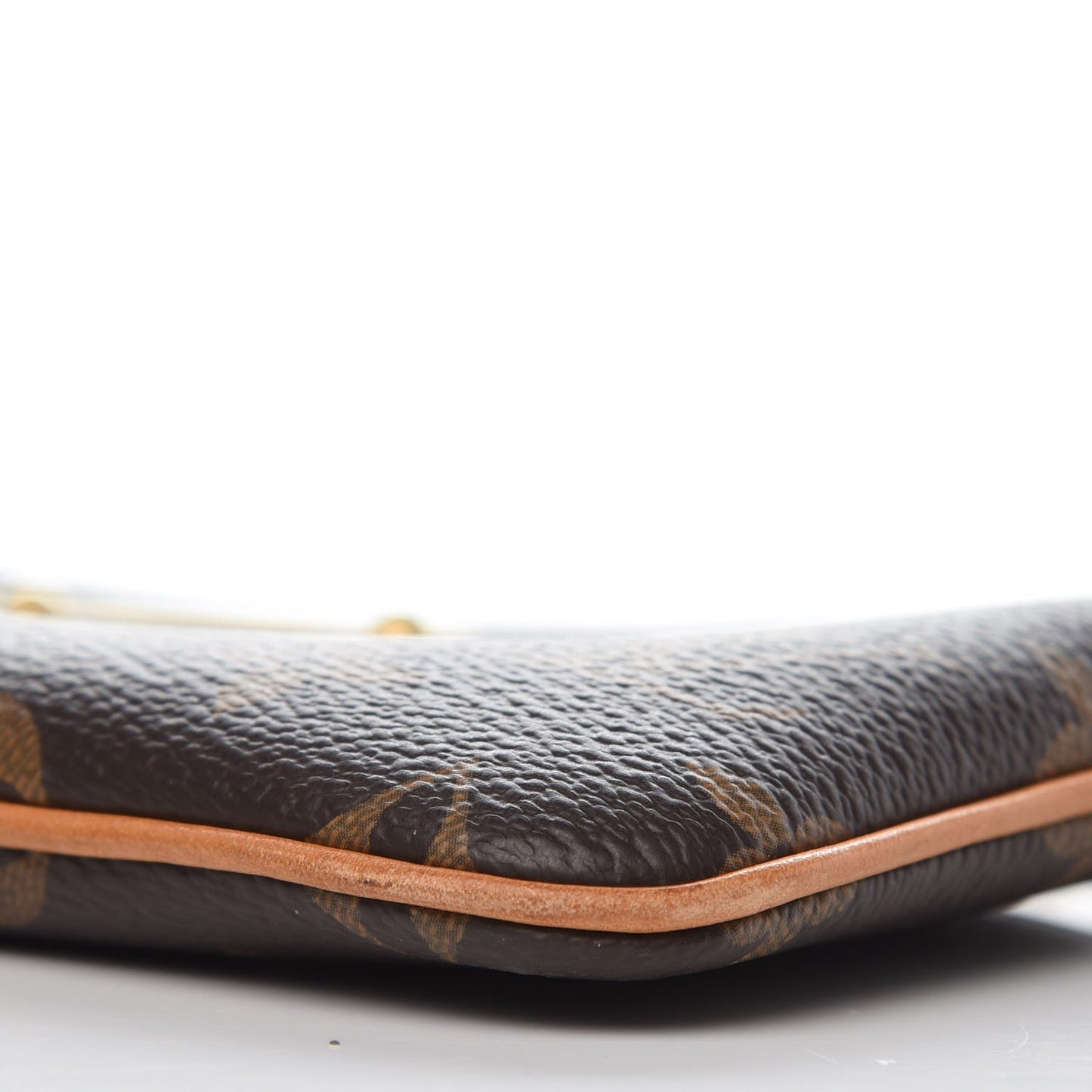 Monogram Pochette Milla MM