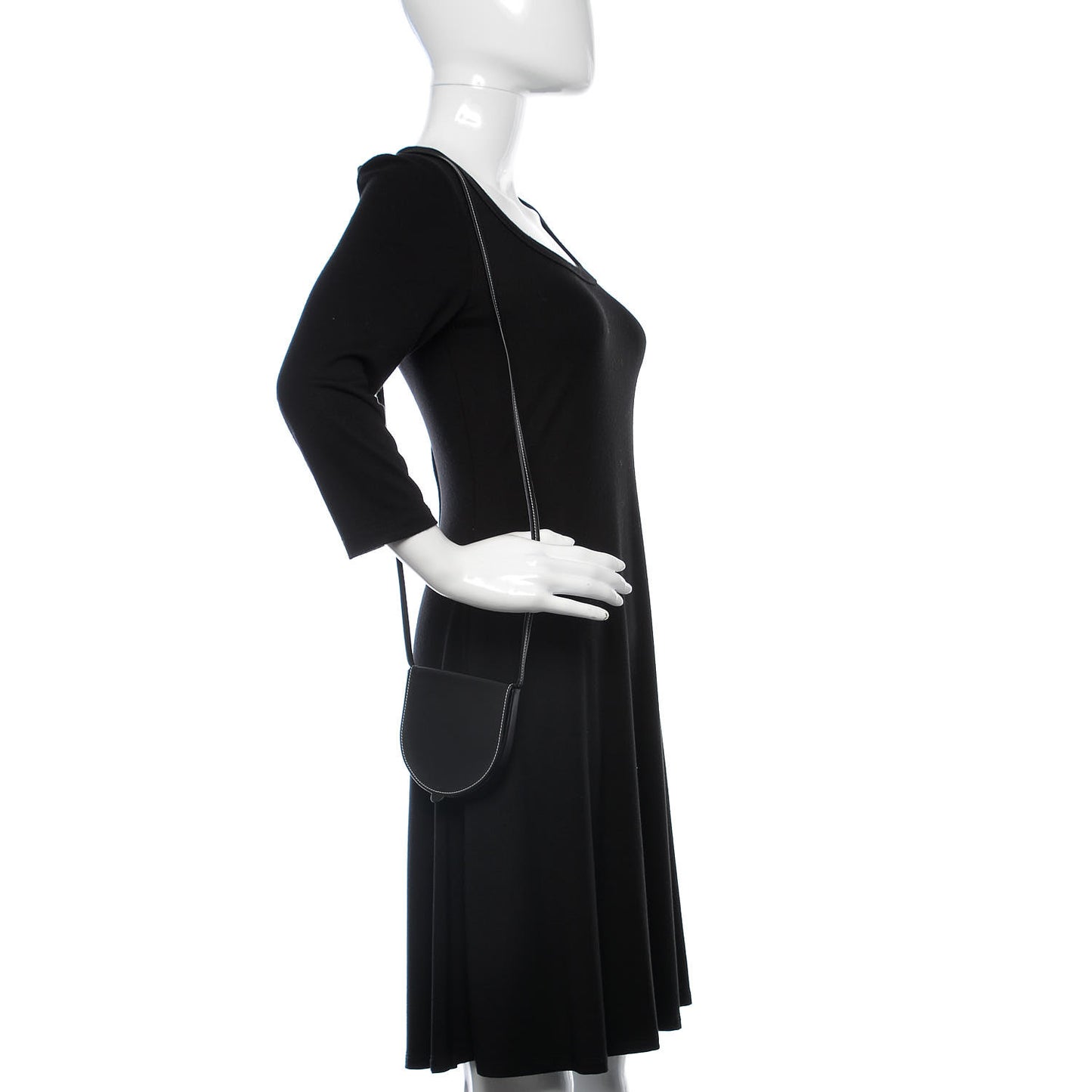 Smooth Calfskin Large Heel Pouch Black