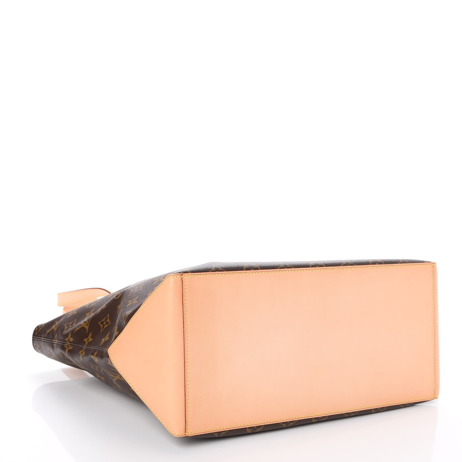 Louis Vuitton Monogram Cabas Mezzo 4 of 7