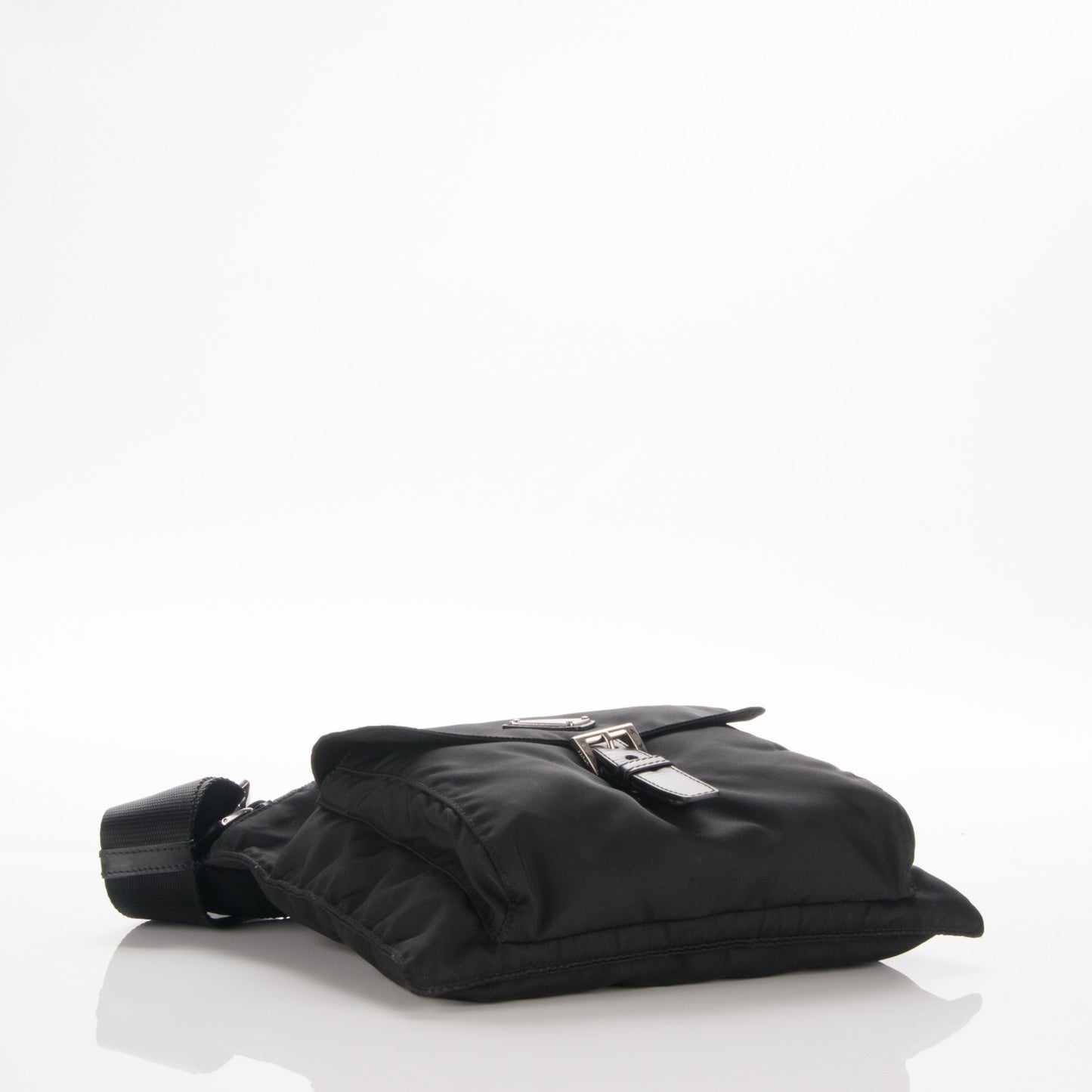 Nylon Vela Messenger Black