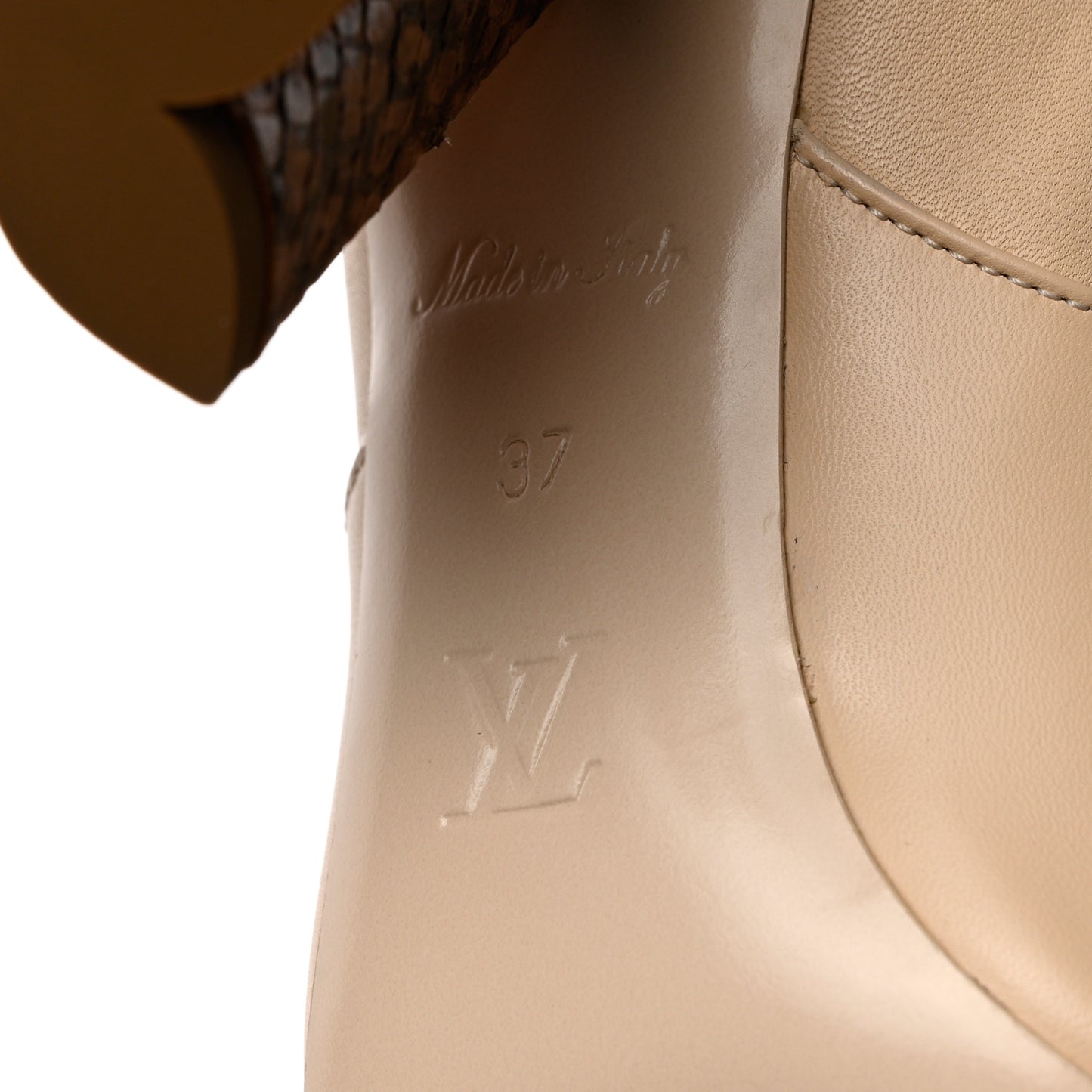 Calfskin Silhouette Ankle Boots 37 Beige