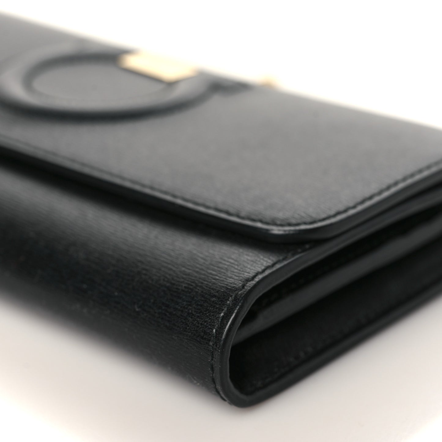 Calfskin City Wallet On Chain Black Lipstick