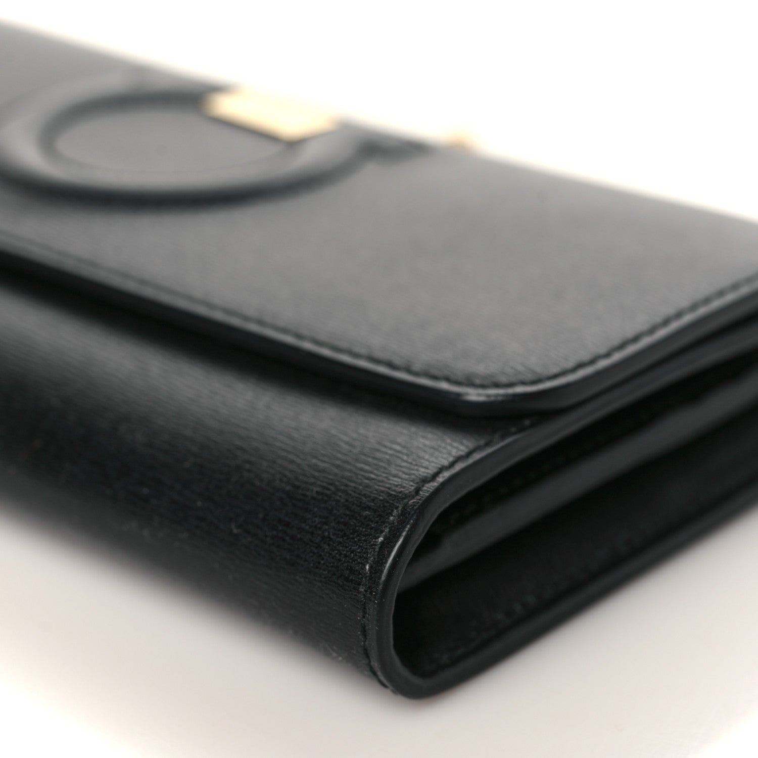 Salvatore Ferragamo Calfskin City Wallet On Chain Black Lipstick 8 of 8