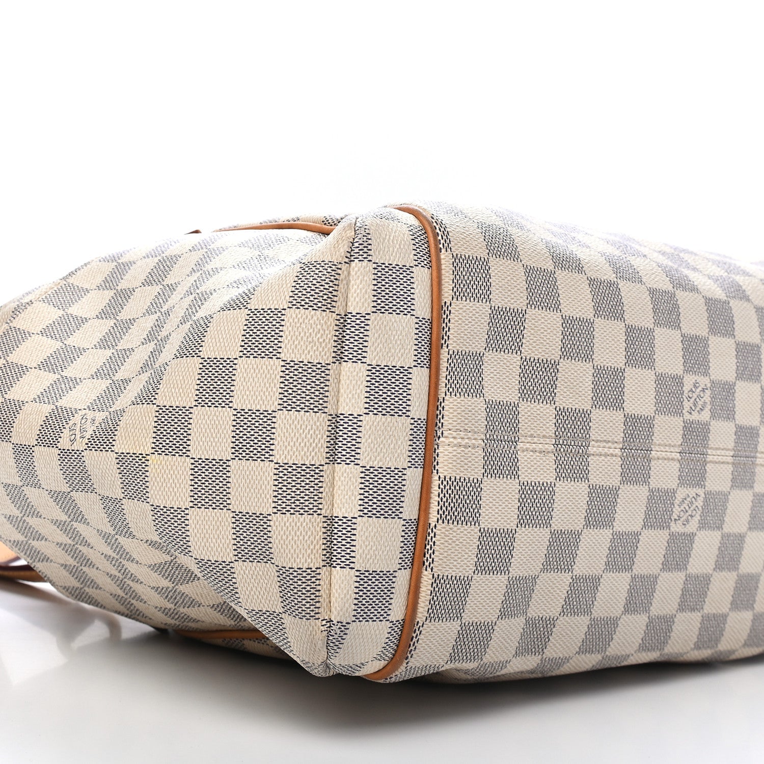 Louis Vuitton Damier Azur Totally MM 8 of 11