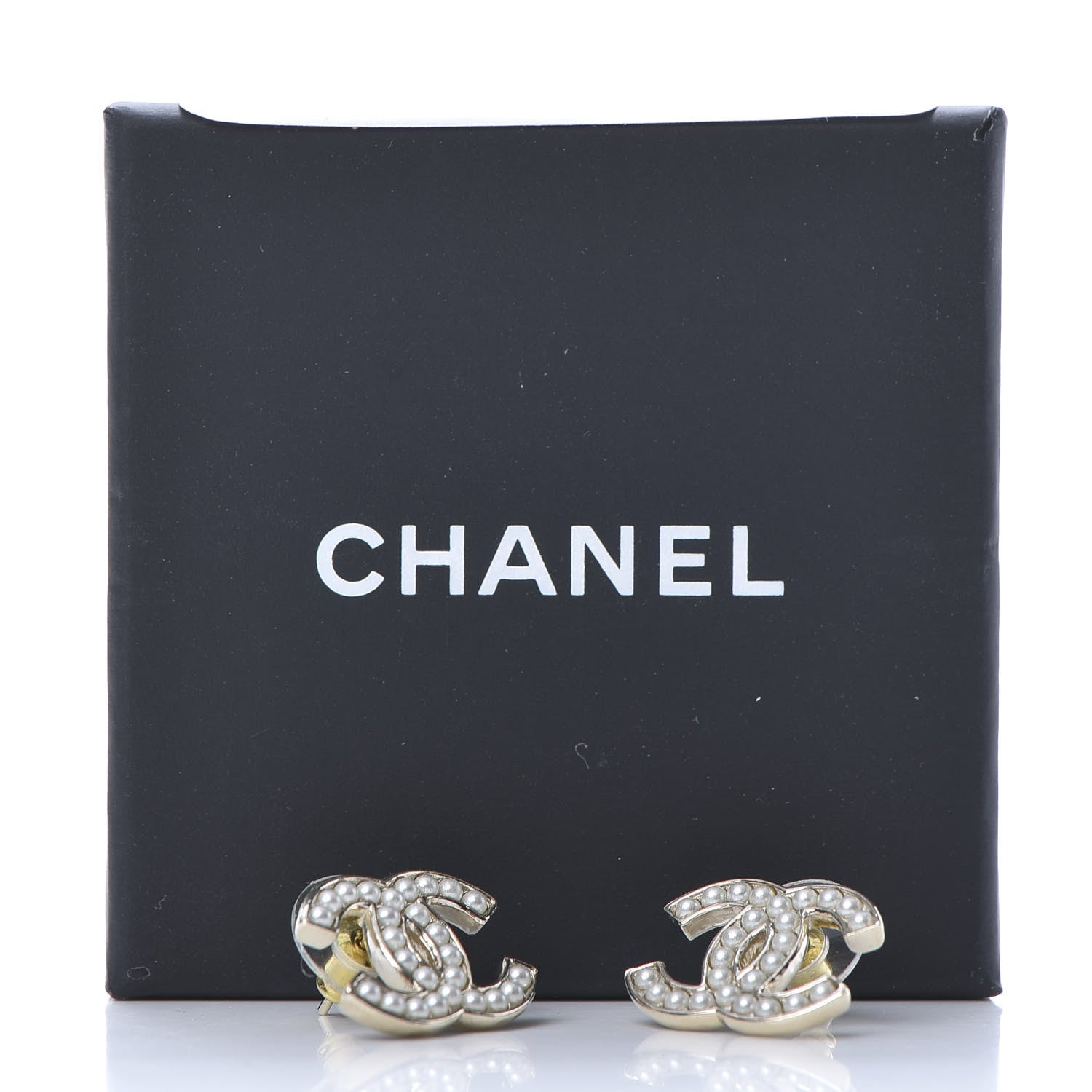 Chanel Pearl CC Earrings Light Gold 6 of 6
