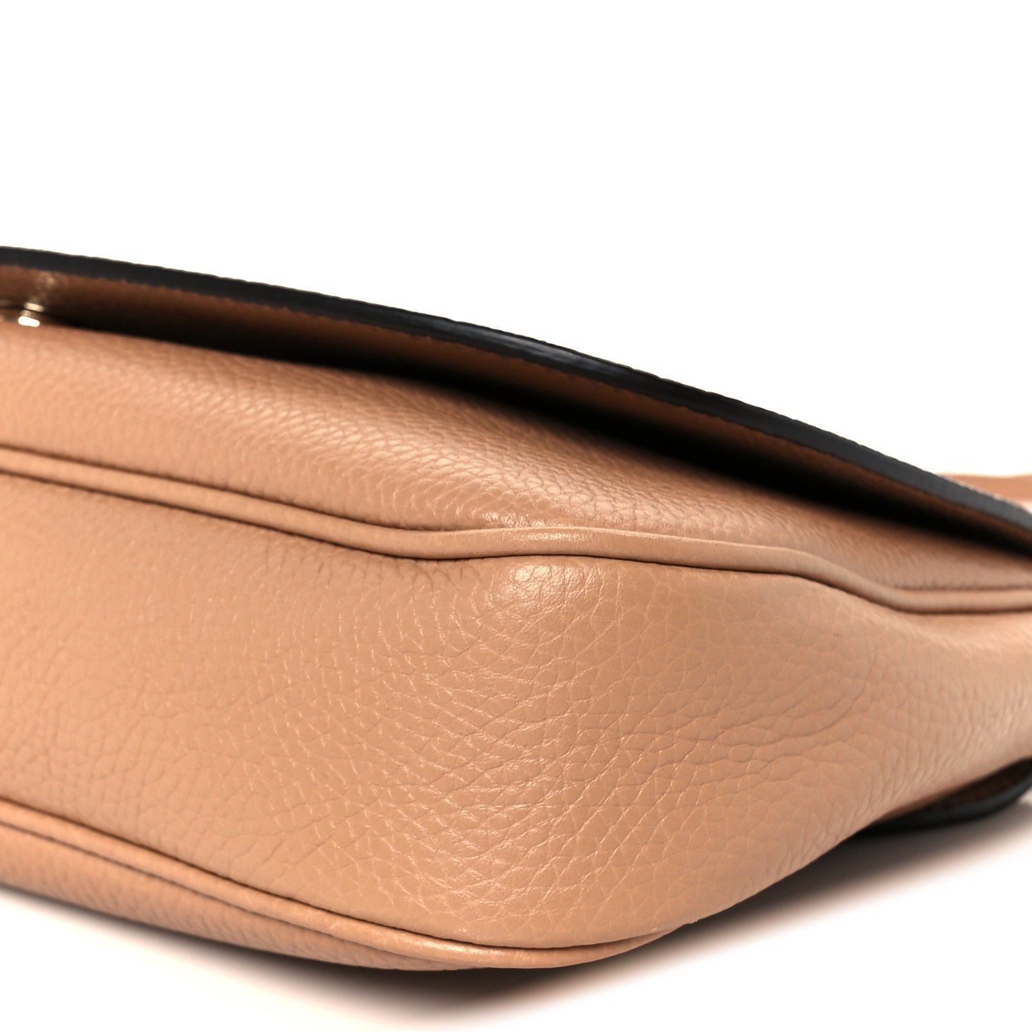 Gucci Pebbled Calfskin Medium Soho Flap Crossbody Camelia 11 of 11