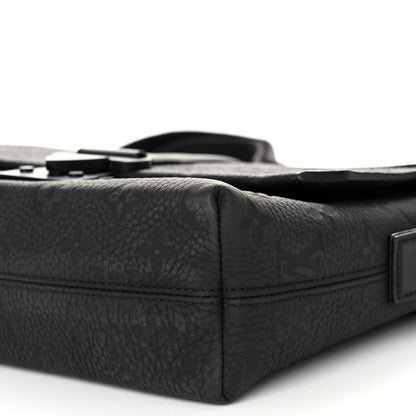 Louis Vuitton Taurillon Monogram S-Cape Messenger Black 9 of 9