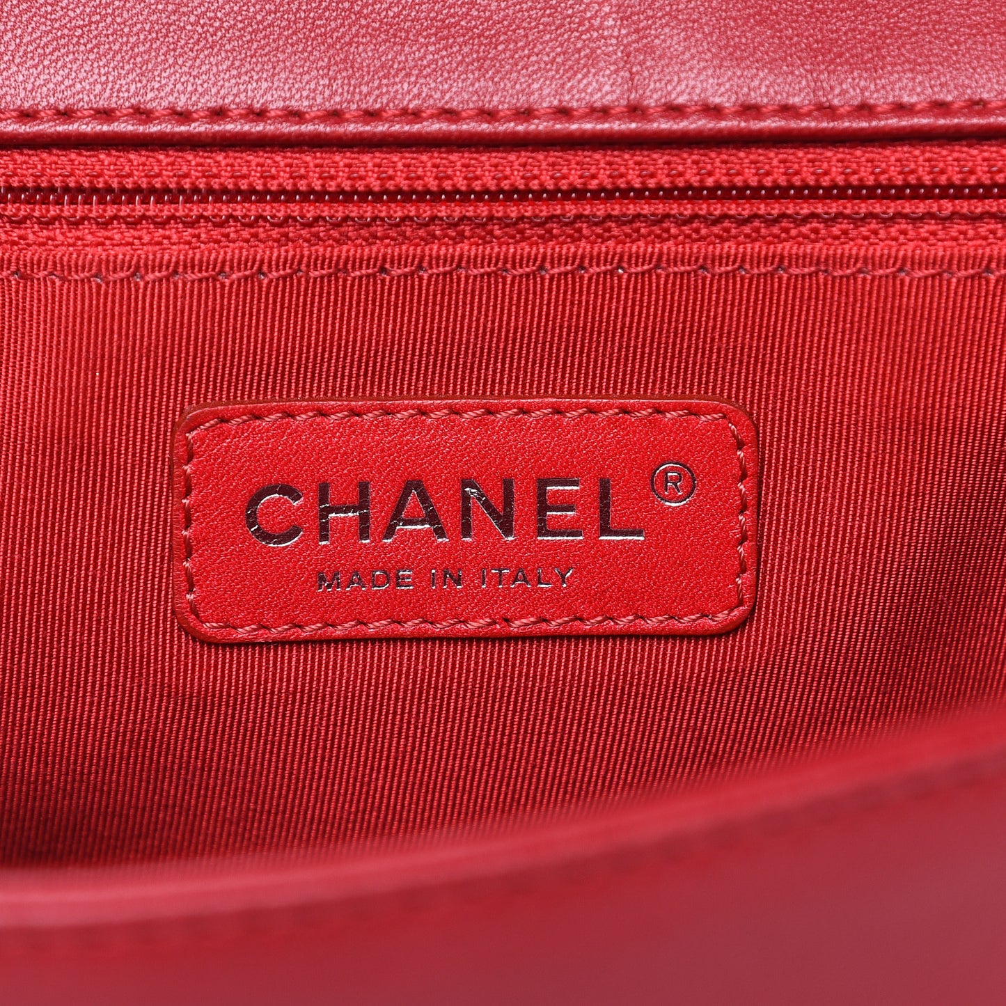 Lambskin Quilted Large Boy Flap Black Red
