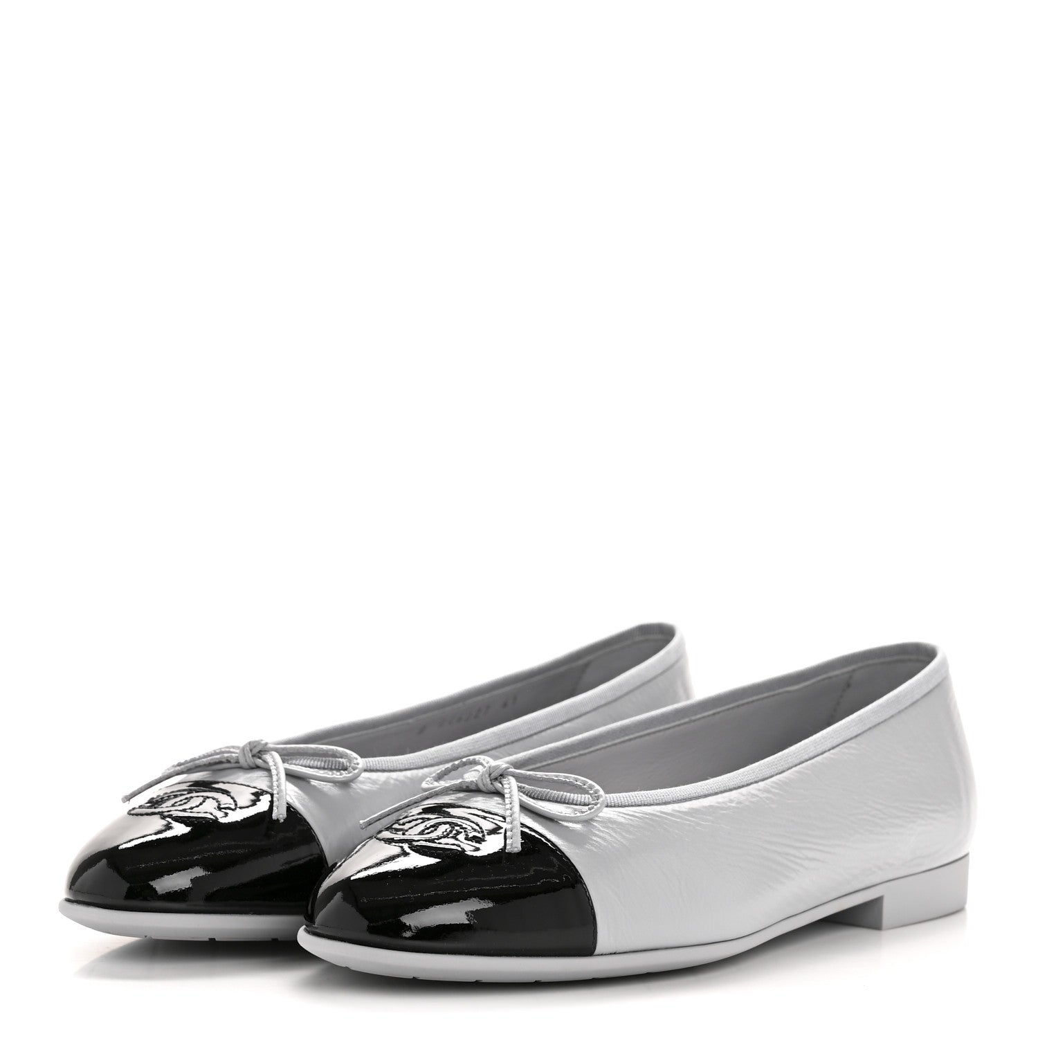 Chanel Shiny Crumpled Calfskin Patent CC Cap Toe Ballerina Flats 41 Grey Black 4 of 10