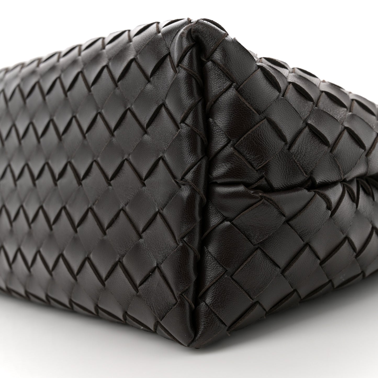 Nappa Intrecciato Medium Andiamo Shoulder Bag Fondant
