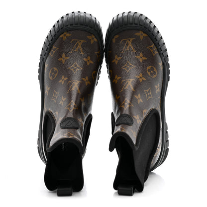 Louis Vuitton Patent Monogram Ruby Flat Ankle Boots 39 Black 2 of 9