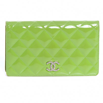Chanel Patent Yen Wallet Bright Green 1 of 7