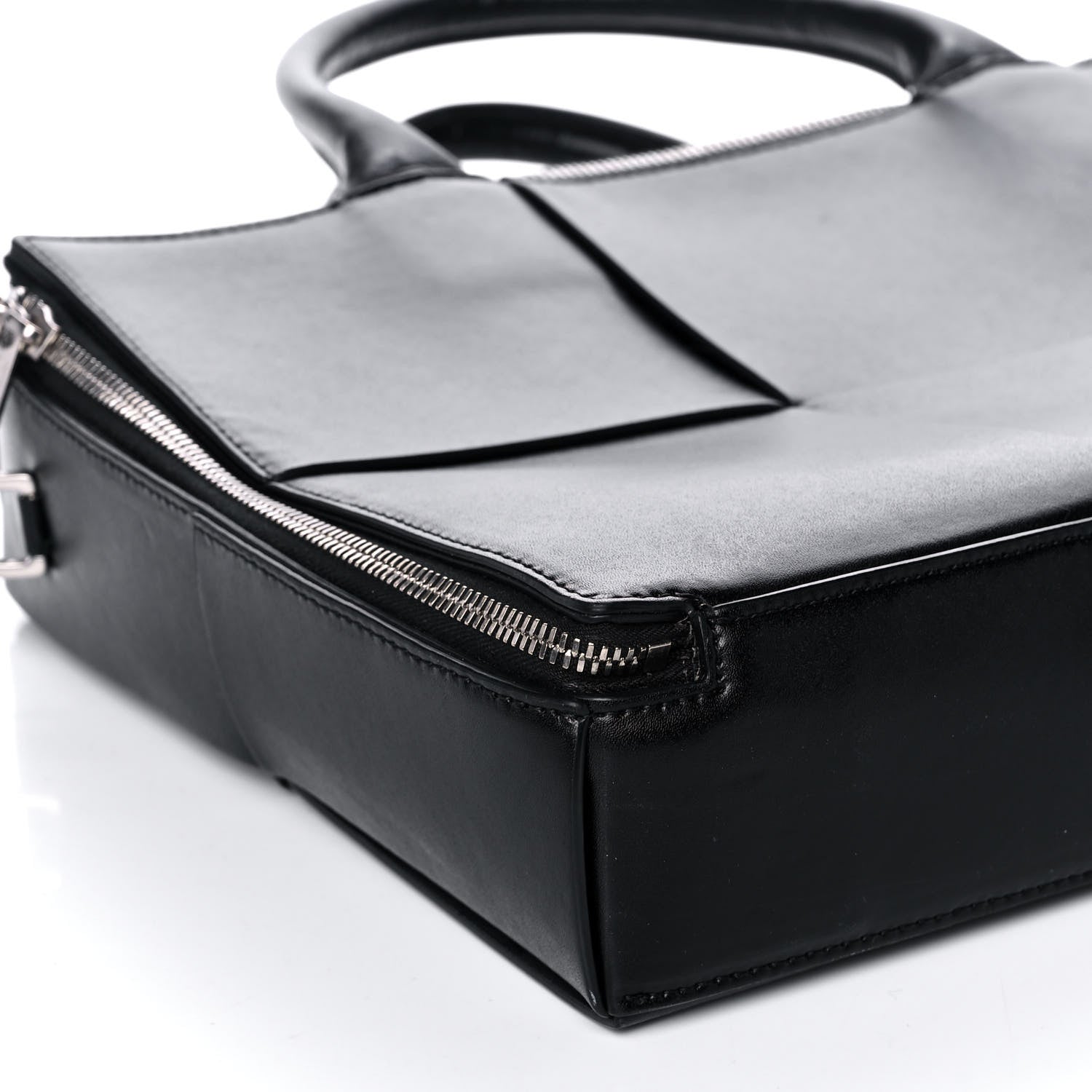 Bottega Veneta Calfskin Maxi Intrecciato Arco Briefcase Black 6 of 11