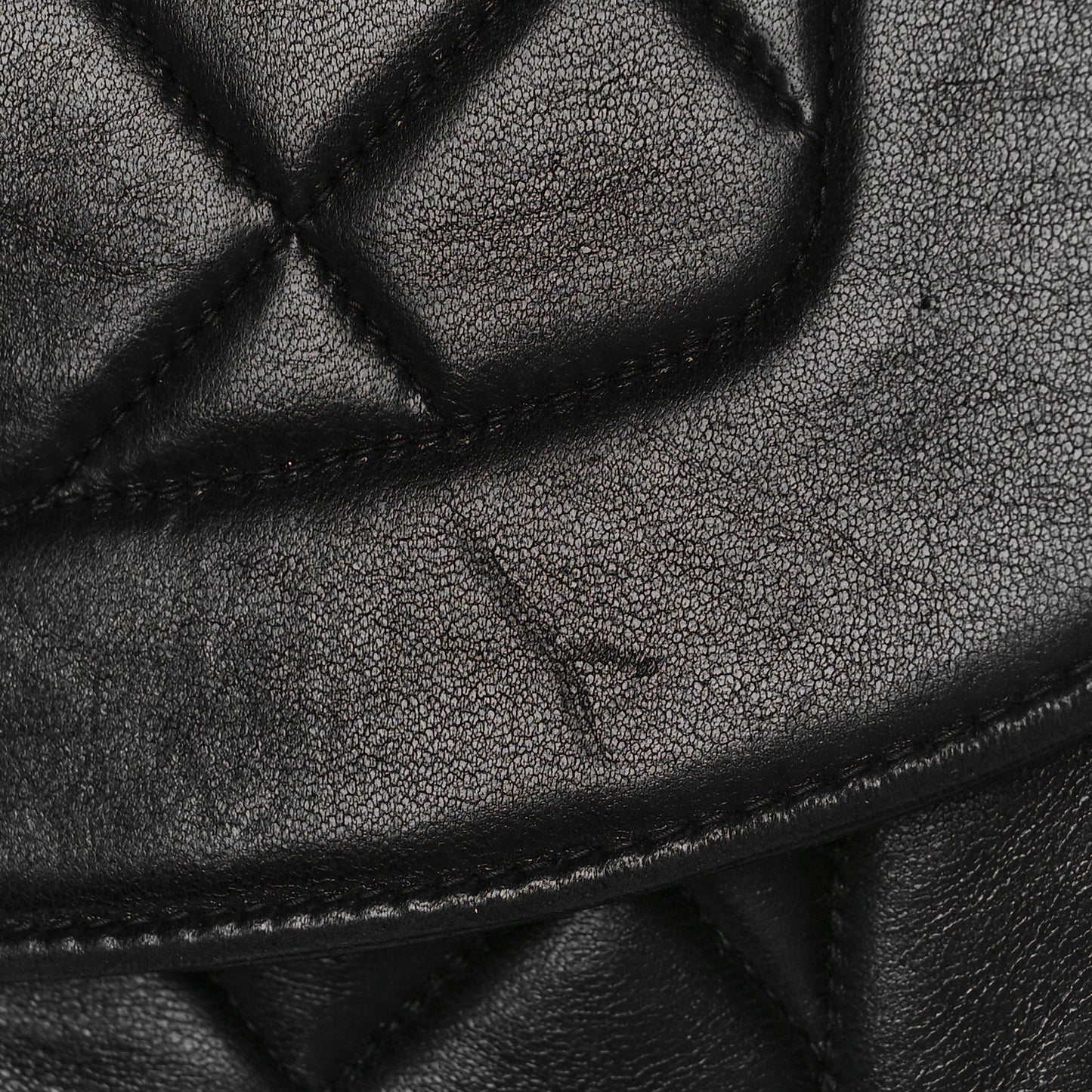 Lambskin Quilted Medium Single Flap Black