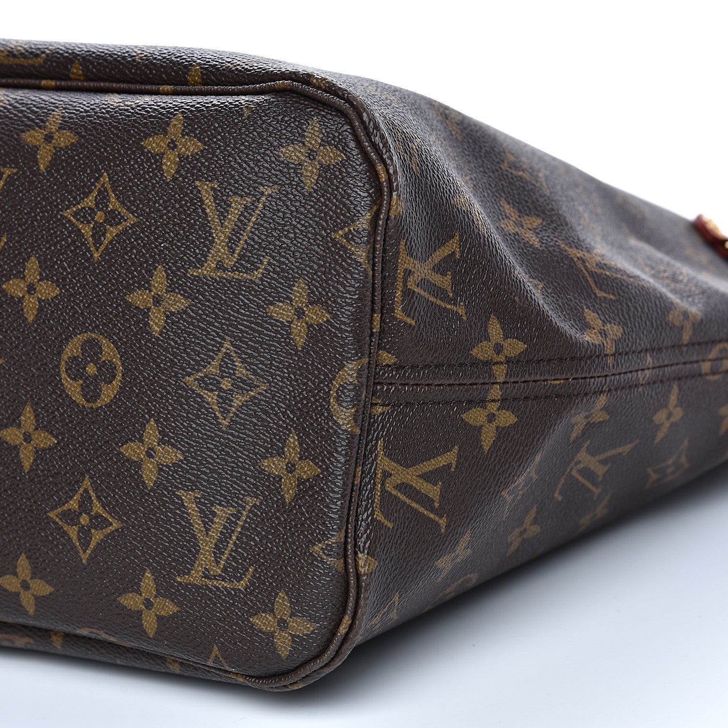 Louis Vuitton Monogram Neverfull MM 9 of 14