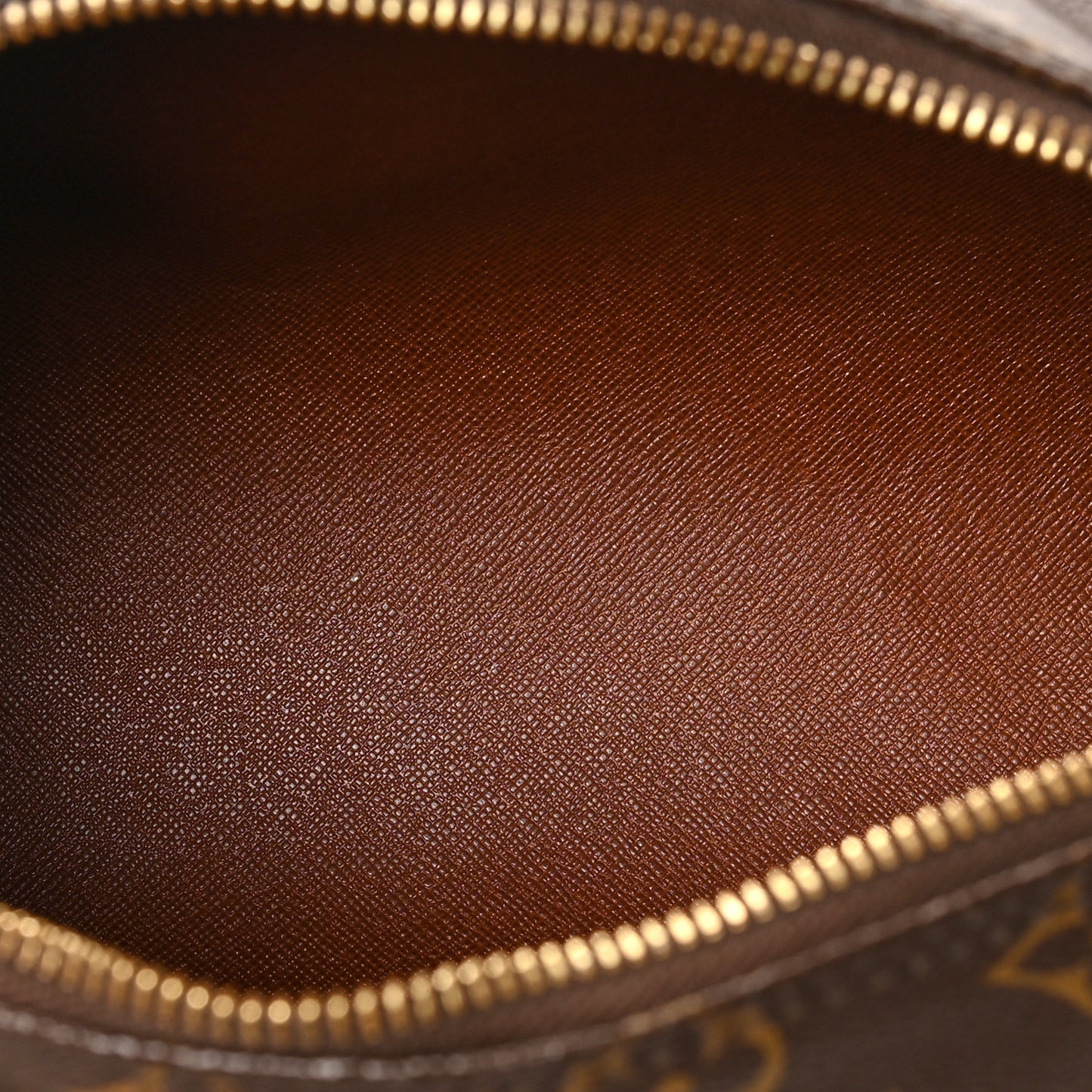 Monogram Papillon 26