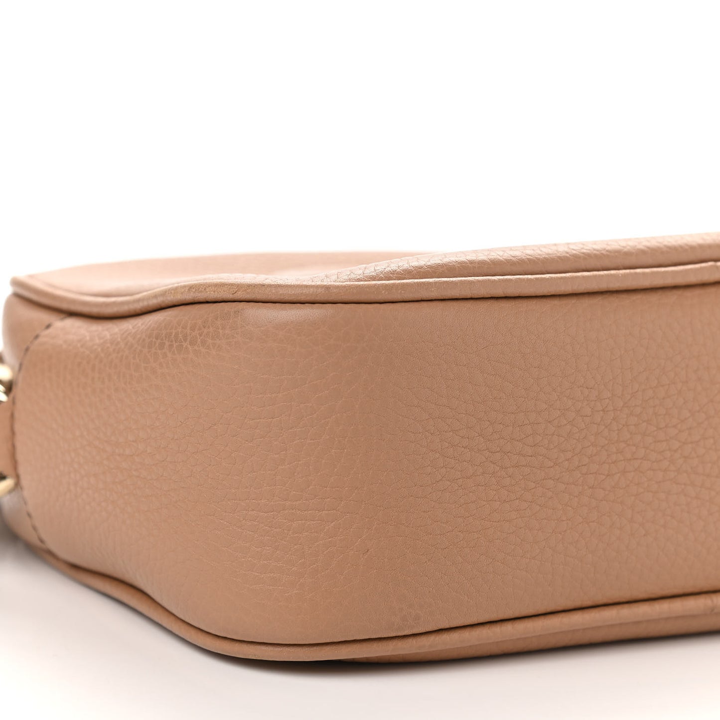 Pebbled Calfskin Small Soho Disco Bag Camelia