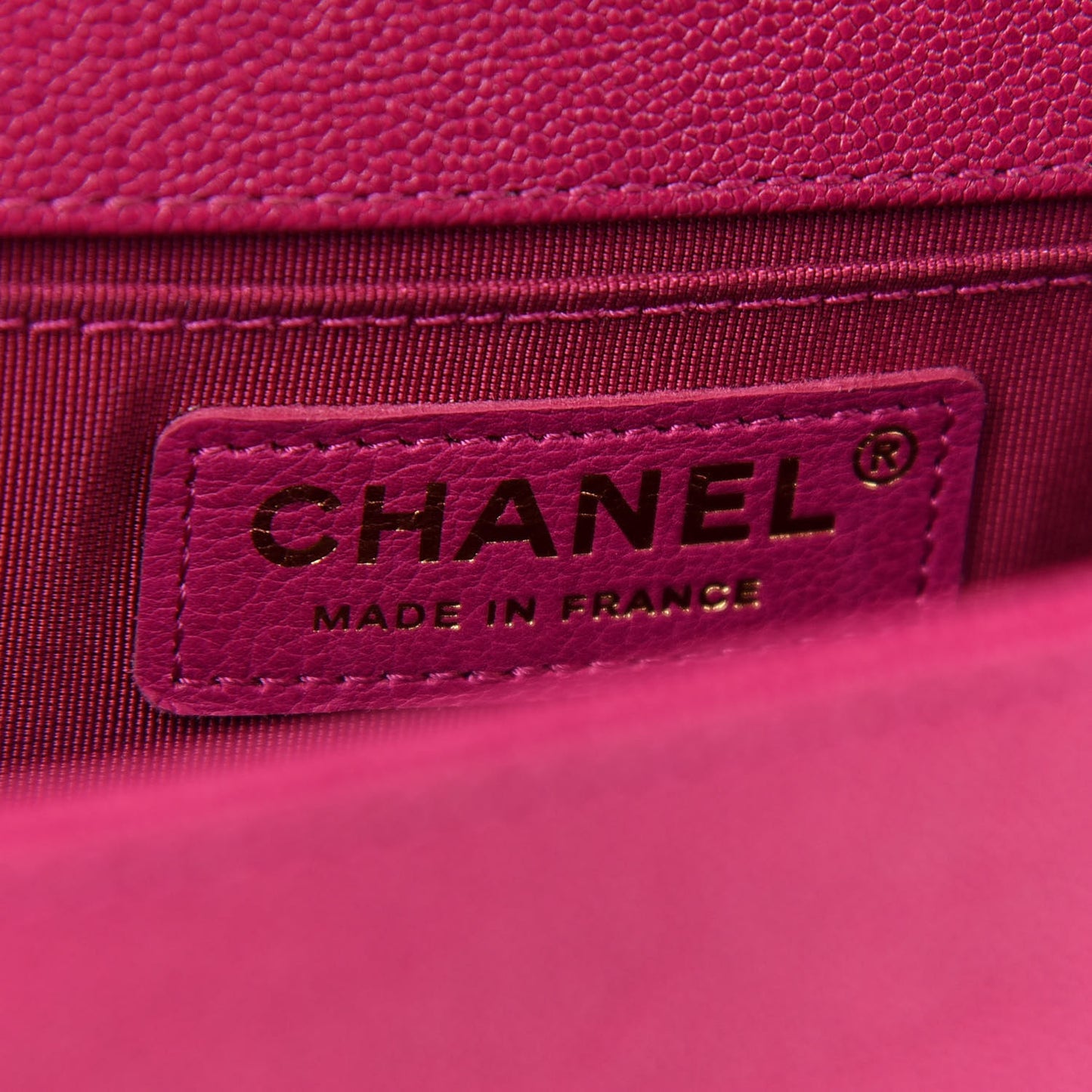 Caviar Quilted Medium Boy Flap Fuchsia