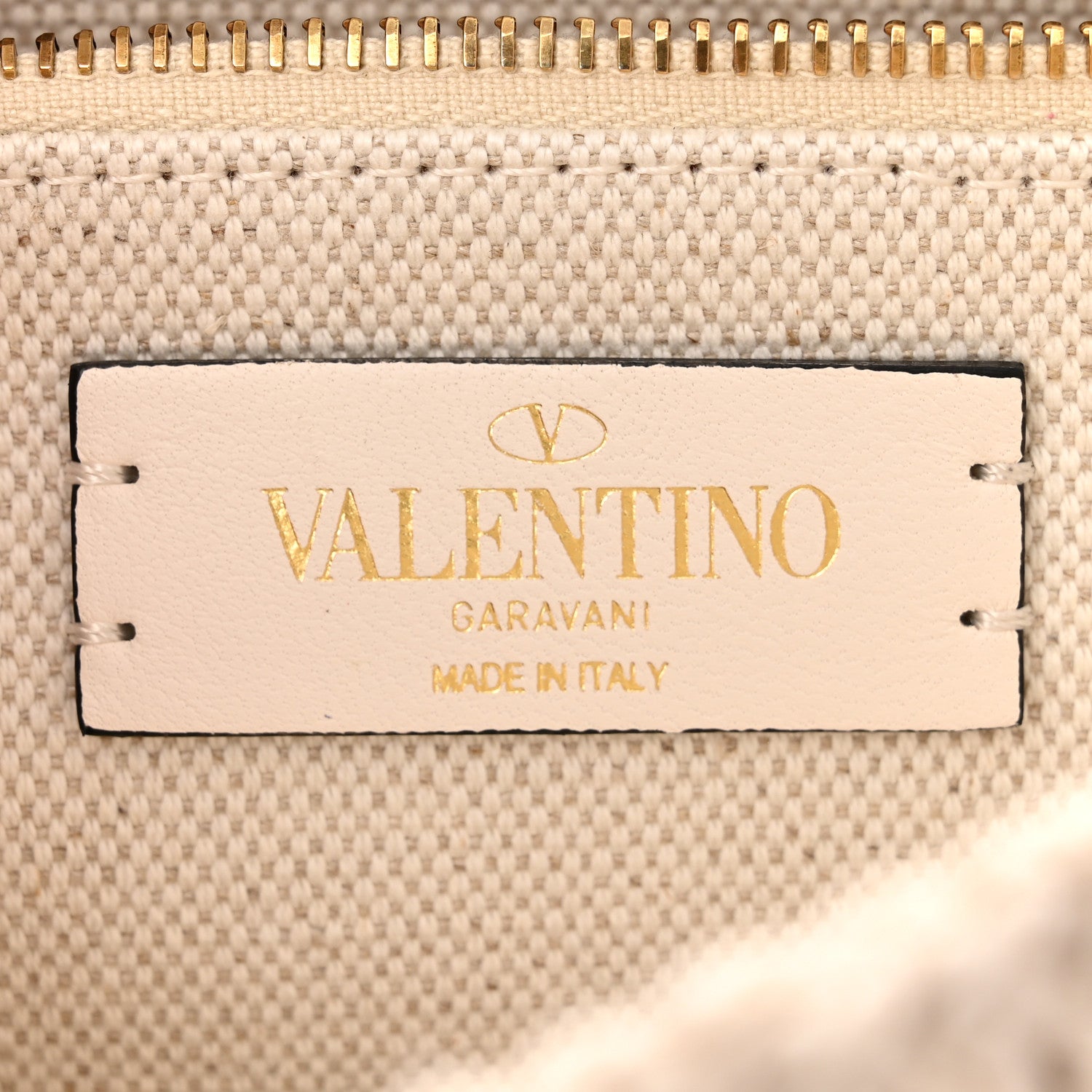 Valentino Garavani Knit Large Roman Stud Shoulder Bag Ecru 6 of 9