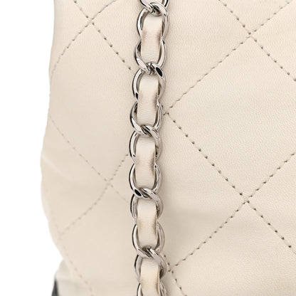 Chanel Calfskin Quilted VIP Flap White Black 19 of 21