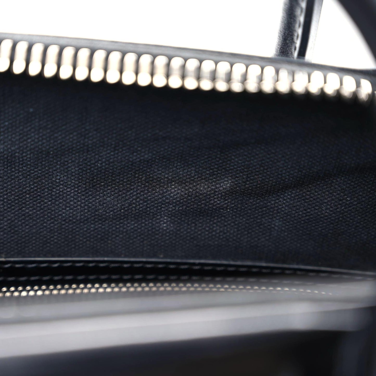 Shiny Lord Calfskin Small Antigona Black