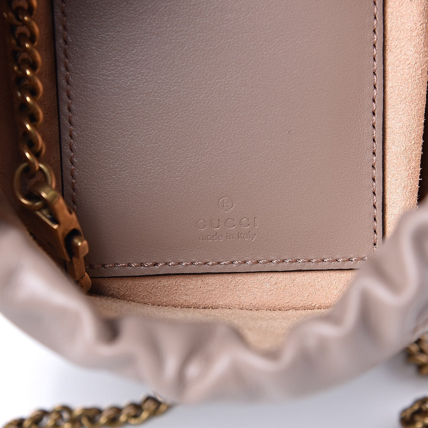 Calfskin Matelasse Mini GG Marmont 2.0 Bucket Bag Porcelain Rose