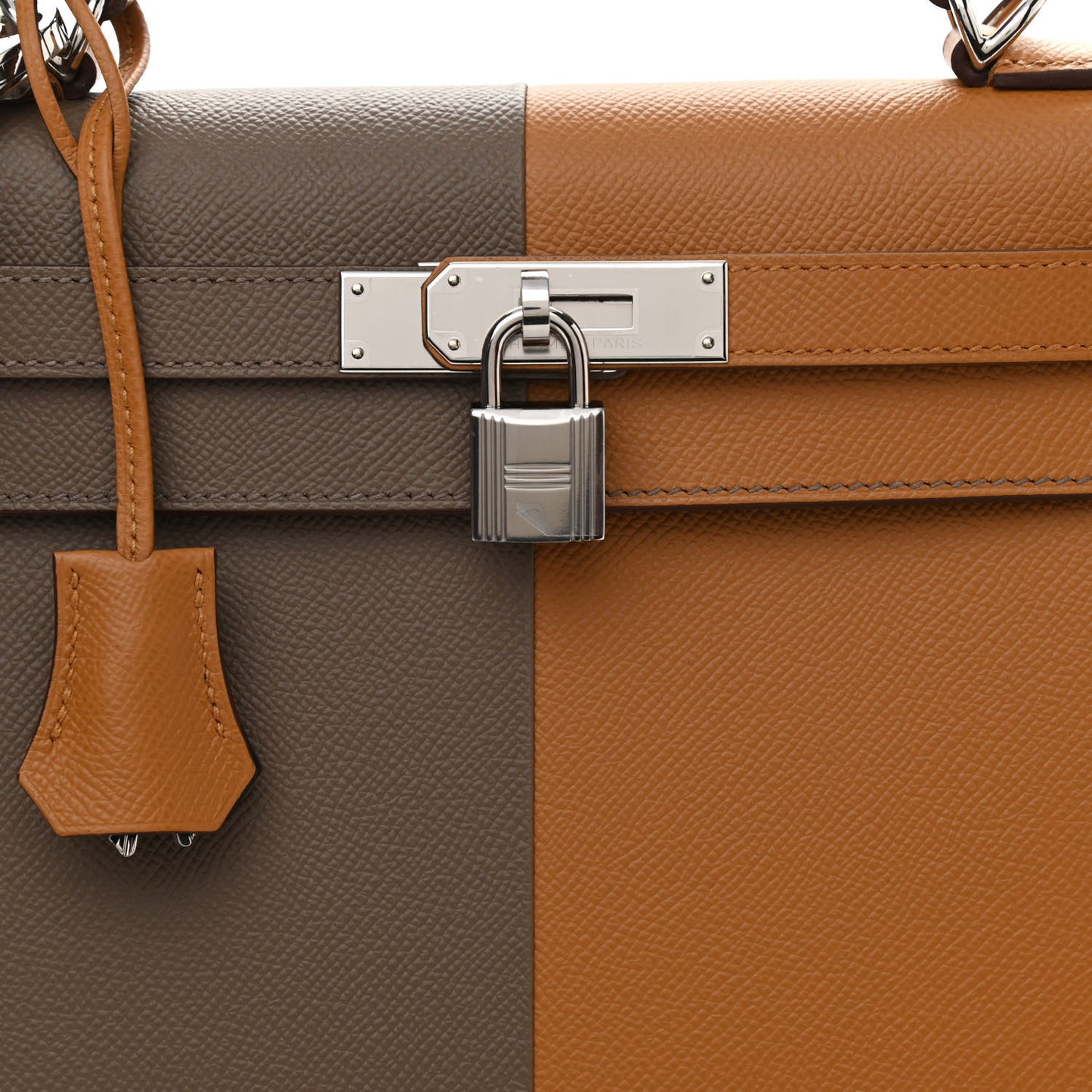Epsom Casaque Kelly Sellier 28 Sesame Etoupe Bleu Indigo
