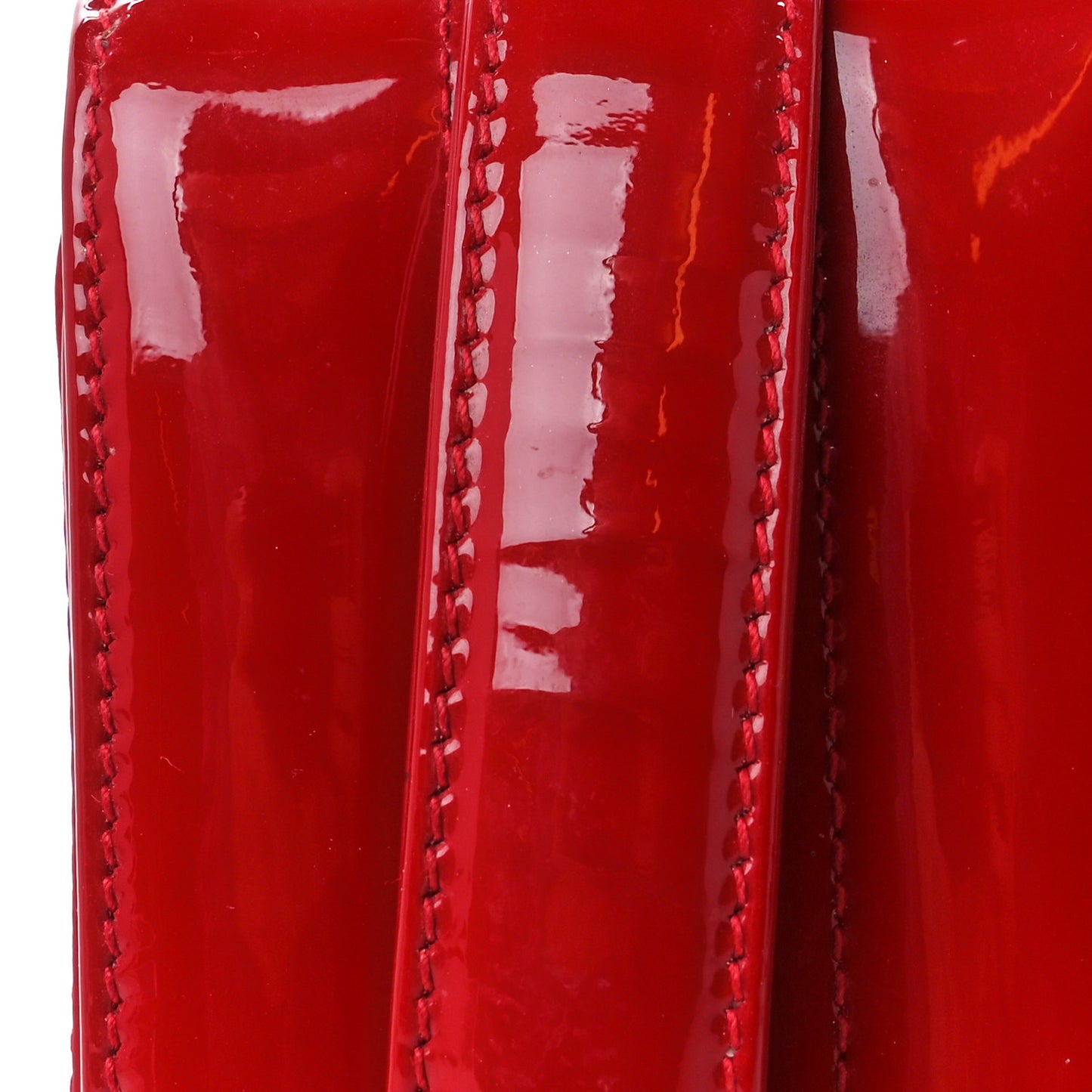 Patent Matelasse Monogram Small Vicky Chain Bag Red