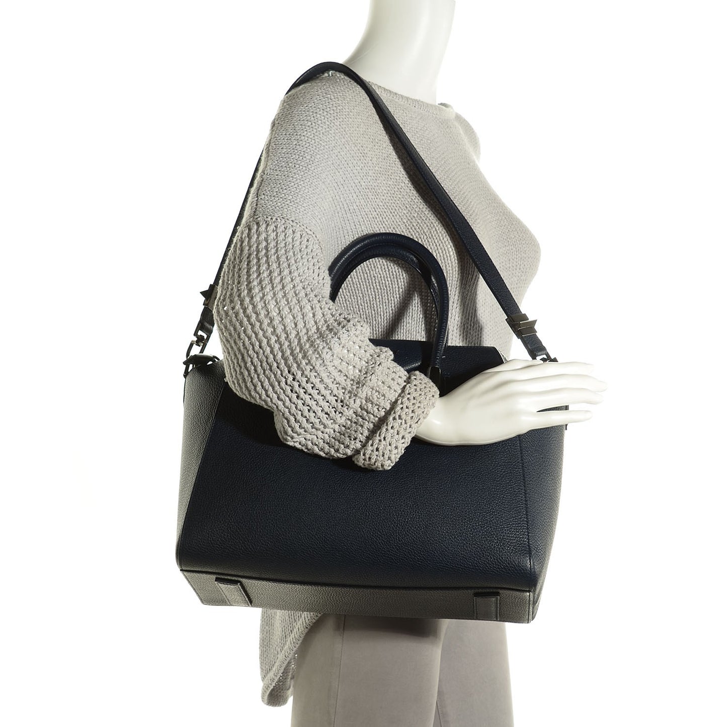 Grained Calfskin Medium Animation Antigona Deep Blue