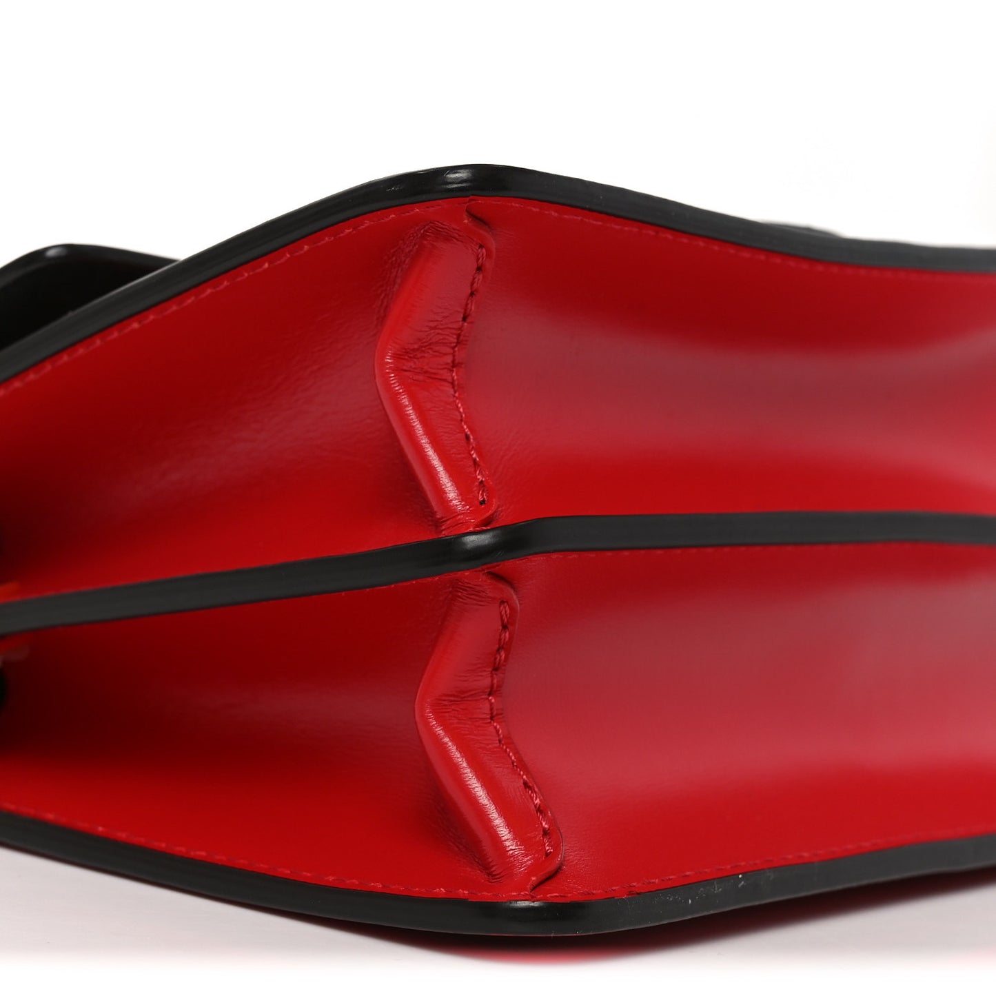 Vernis Monogram Dauphine Mini Red