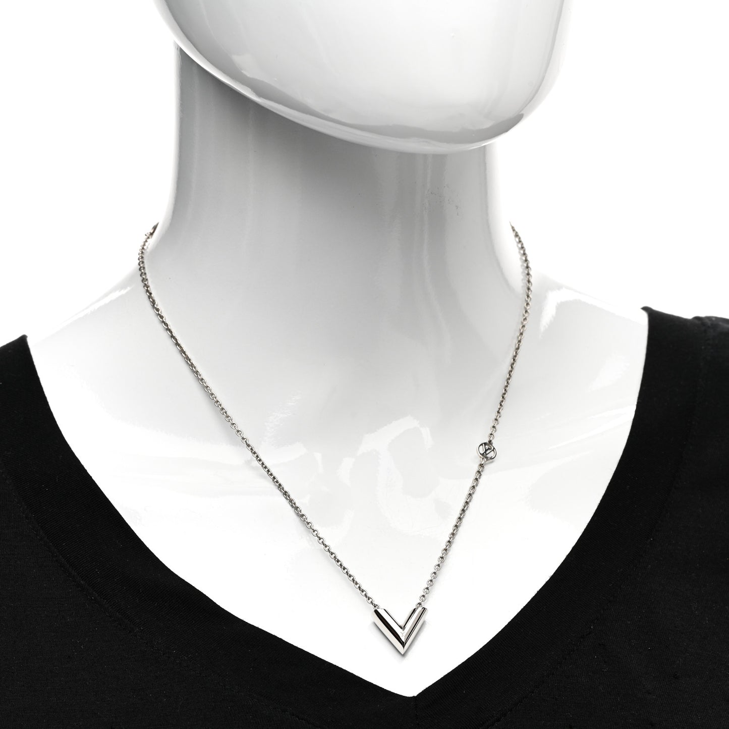 Metal Essential V Supple Necklace Silver