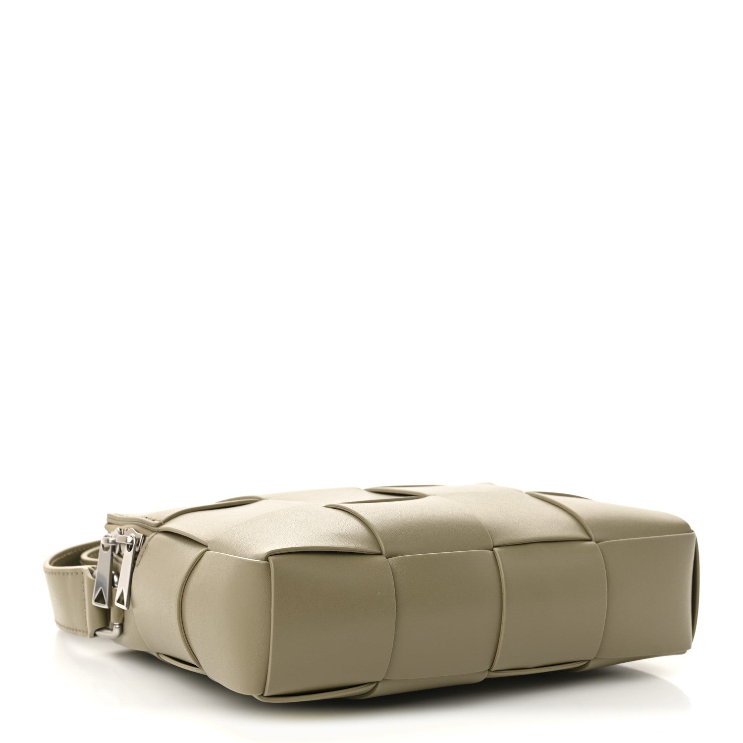 Bottega Veneta Lambskin Maxi Intrecciato Cassette Camera Bag Travertine 4 of 9