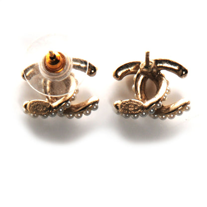 Chanel Pearl CC Earrings Light Gold 4 of 5