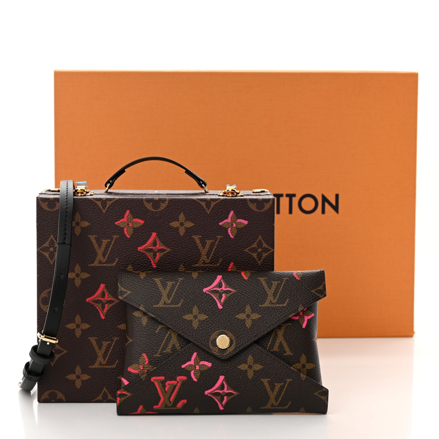 Monogram Falling in Love Mobile Box