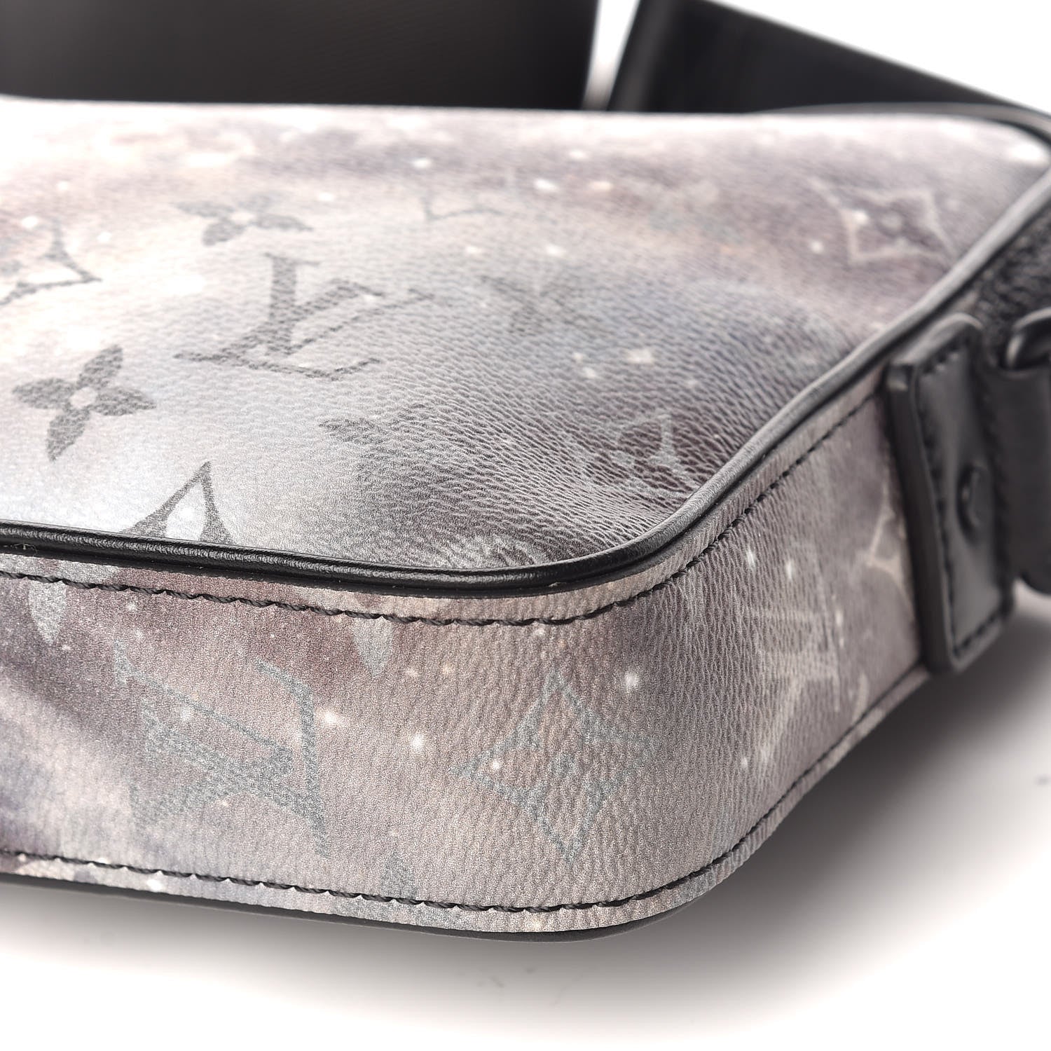Louis Vuitton Monogram Galaxy Alpha Messenger 9 of 9